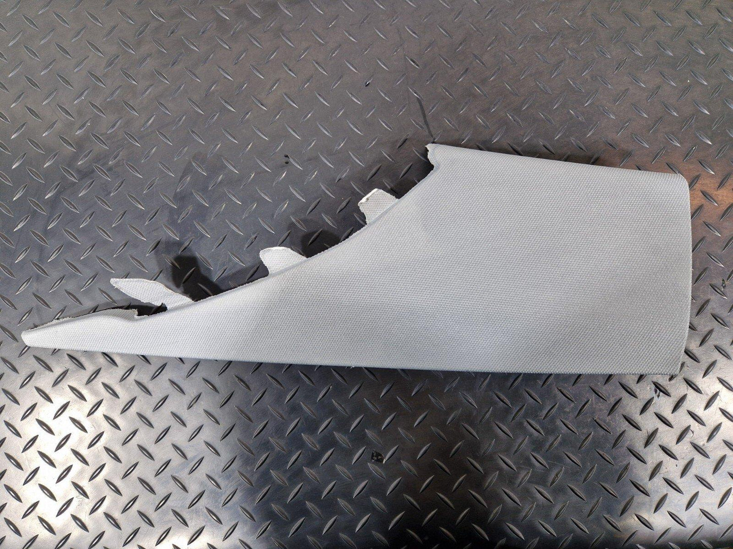 16-24 AUDI A5 F5 COUPE GENUINE OEM REAR RIGHT SIDE C-PILLAR TRIM 8W5867246B