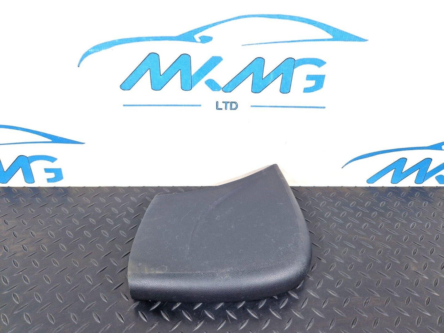 18-ON MERCEDES BENZ SPRINTER W907 W910 OEM HAND BRAKE LEVER TRIM A9104271000