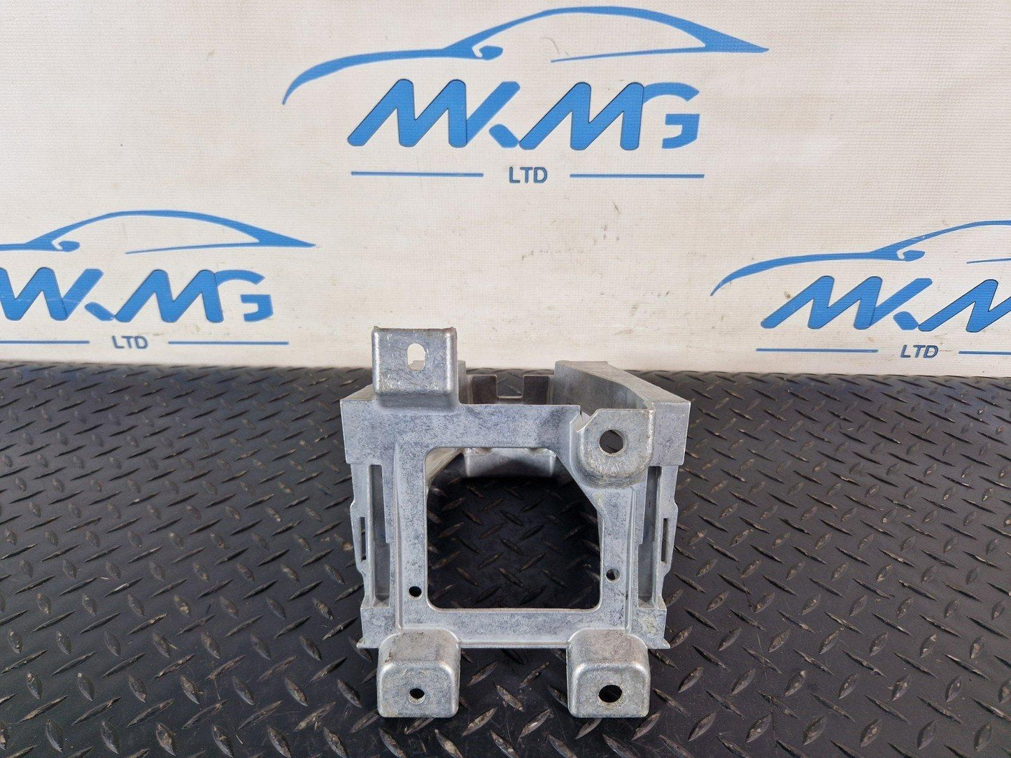 BMW 2 SERIES TOURER F45 2015 CENTRE CONSOLE BRACKET MOUNT 1269312