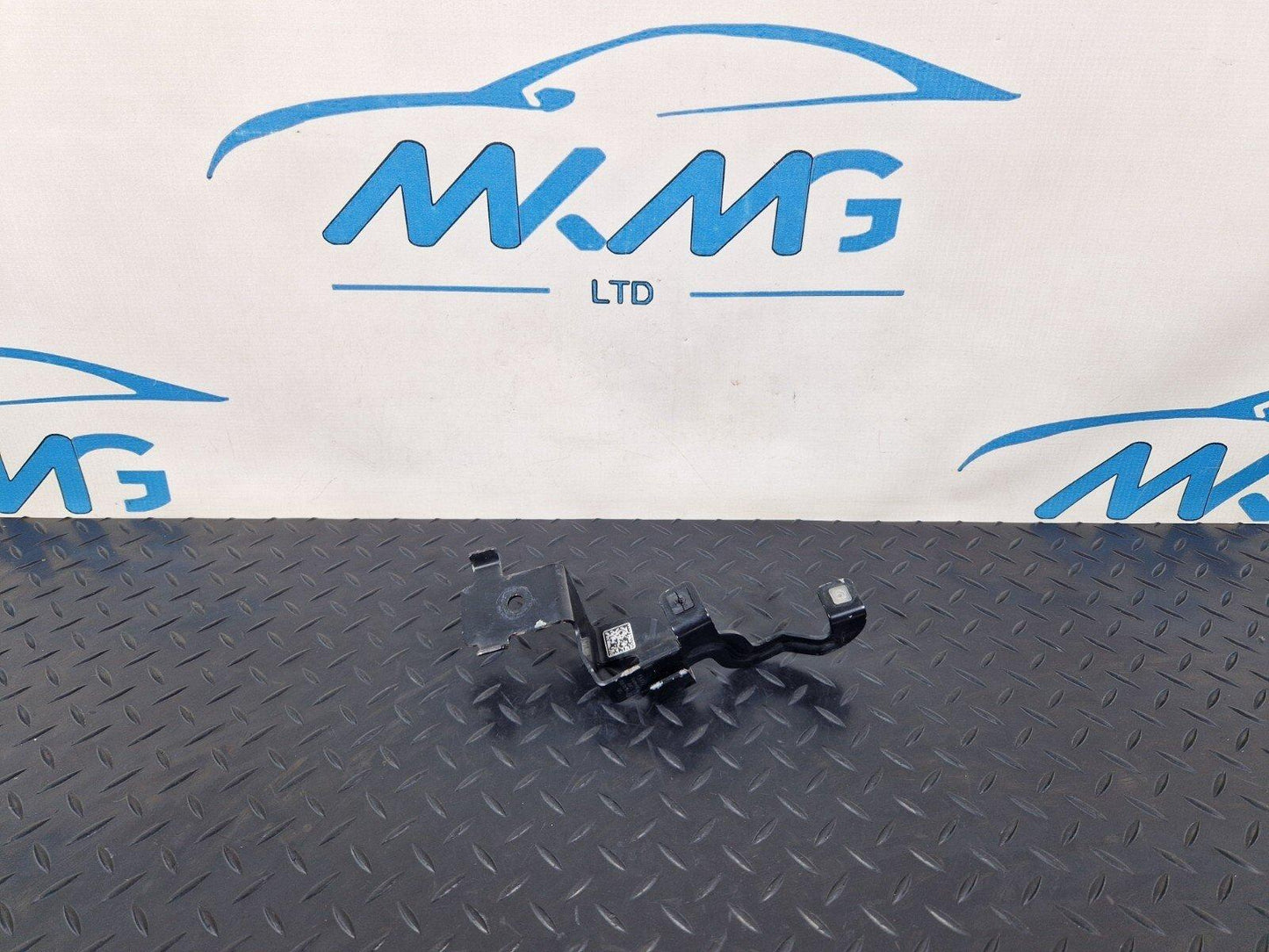15-18 AUDI A7 4G GENUINE OEM EXPANSION TANK HOLDER BRACKET 4G0121214AC