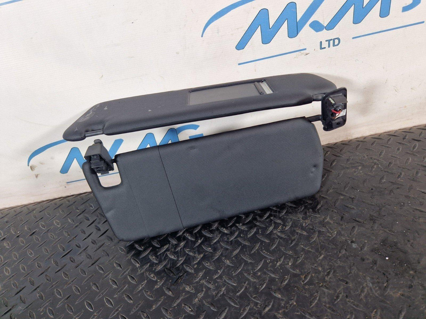 10-18 VW TOUAREG 7P GENUINE LEFT PASSENGER SIDE DOUBLE SUN VISOR 7P0857551D