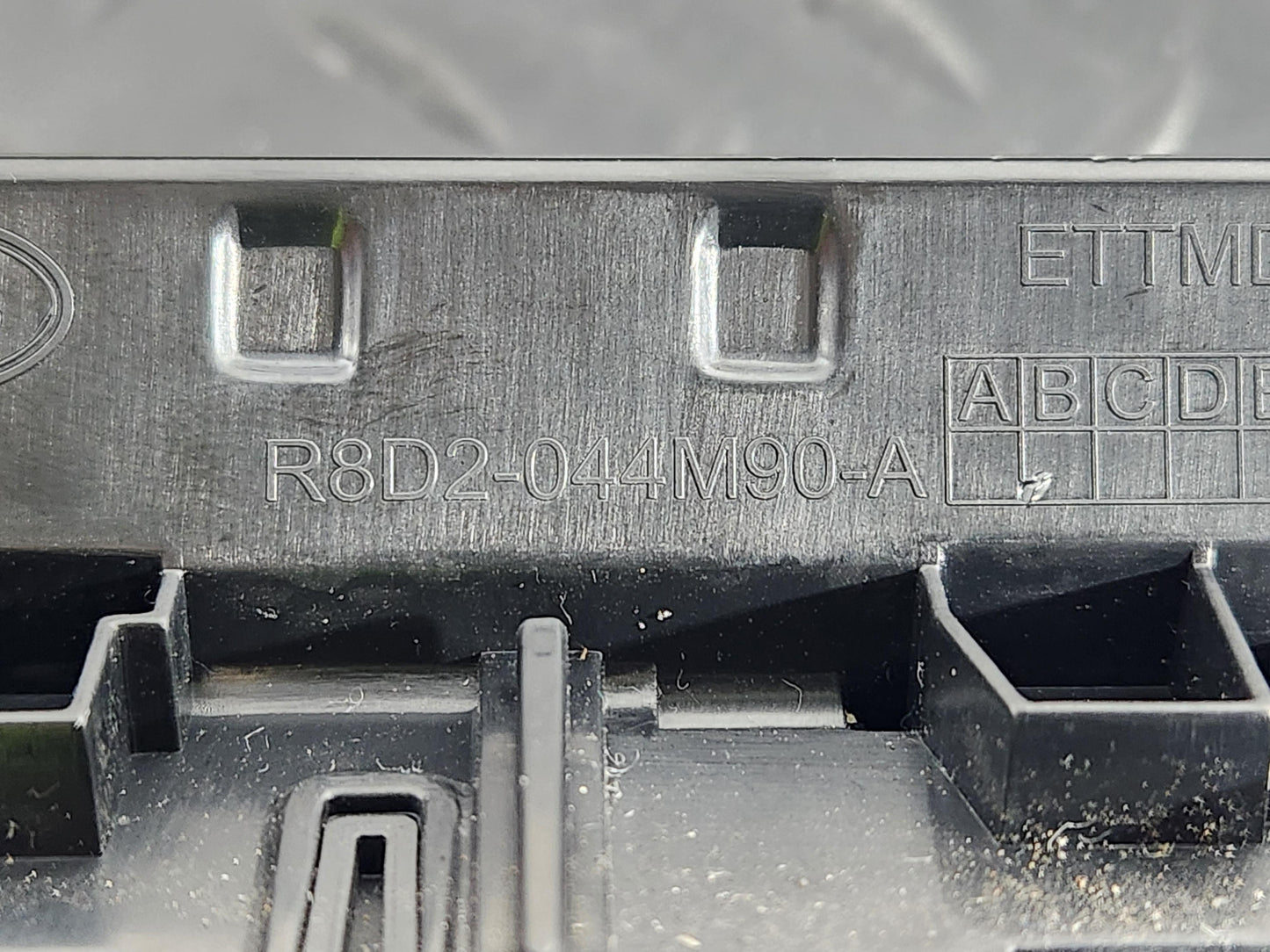 Land Rover Range Rover Evoque L551 SUV Boot Release Switch Button R8D2-044M90-A