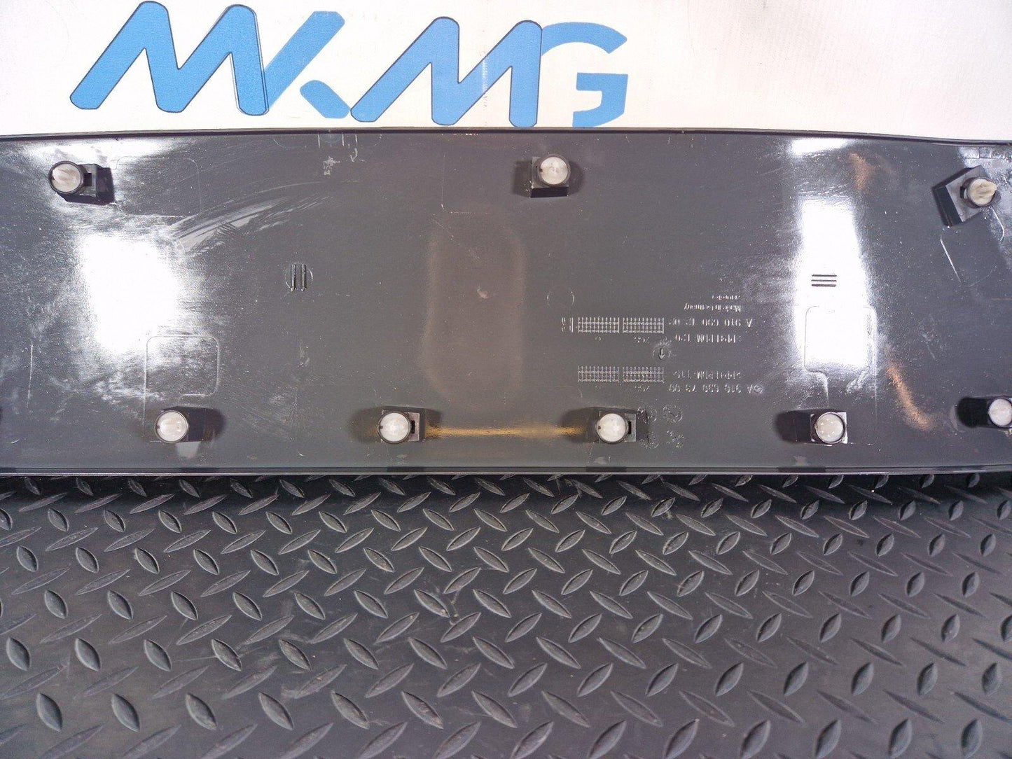 18-ON MERCEDES BENZ SPRINTER W907 REAR RIGHT SIDE COVER TRIM PANEL A9106907300