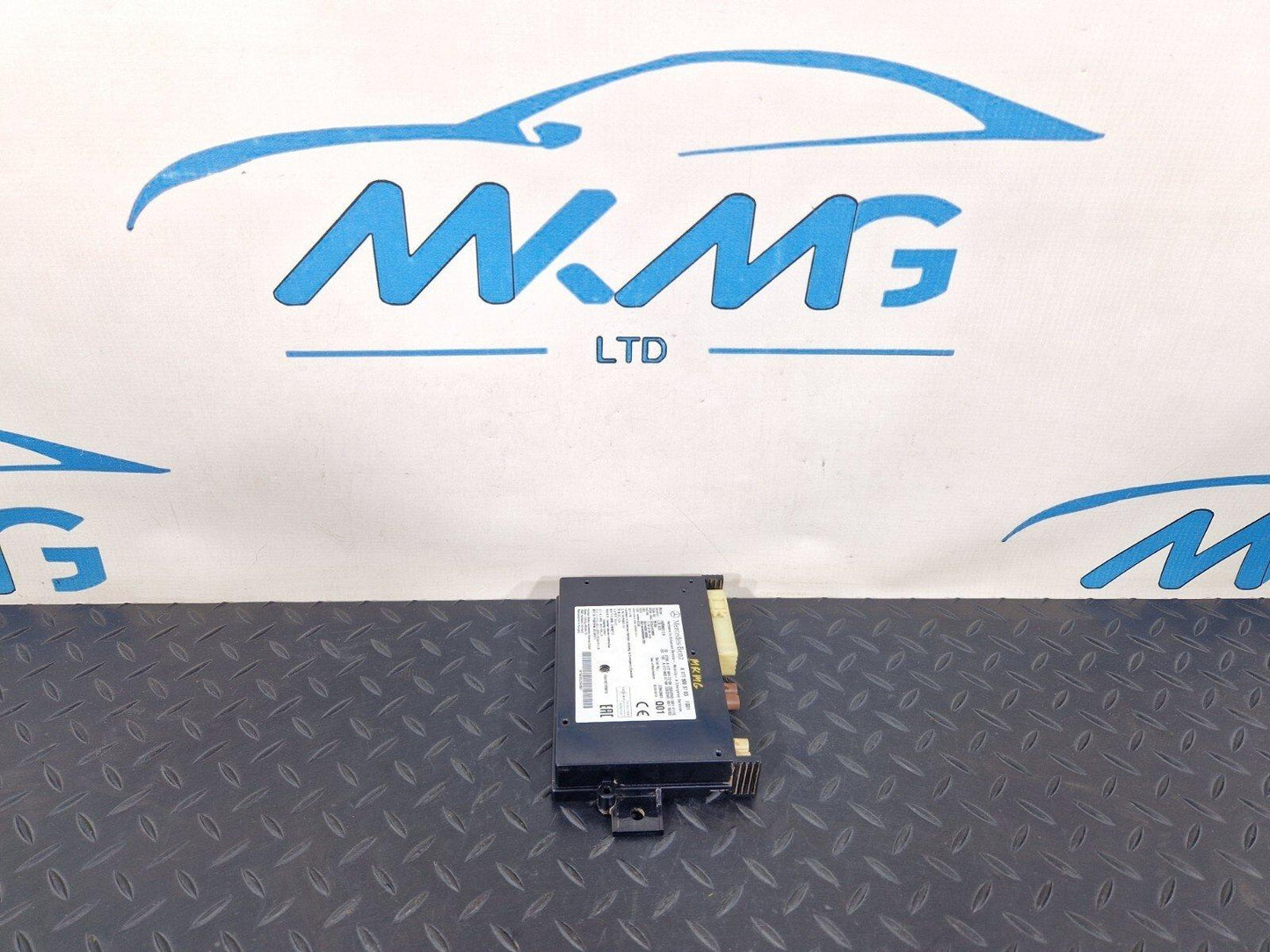 18-ON MERCEDES BENZ SPRINTER W907 W910 COMUNICATION CONTROL ECU A1779009703
