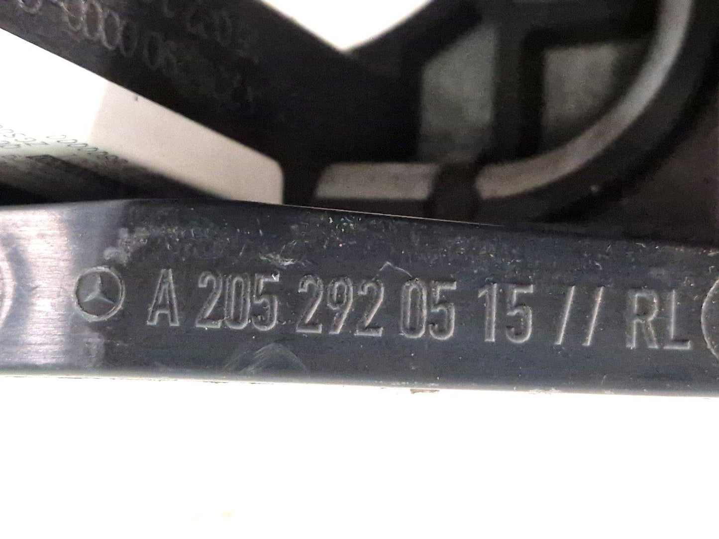 2015 MERCEDES BENZ C W205 GENUINE FRONT RIGHT BRAKE PEDAL A2052920515