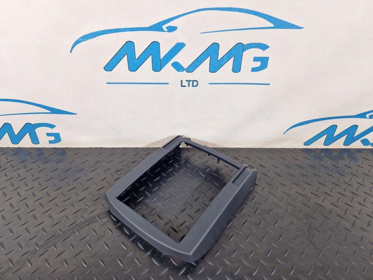 AUDI A8 4H CENTER CONSOLE ARMREST SURROUND TRIM 4H0864357C