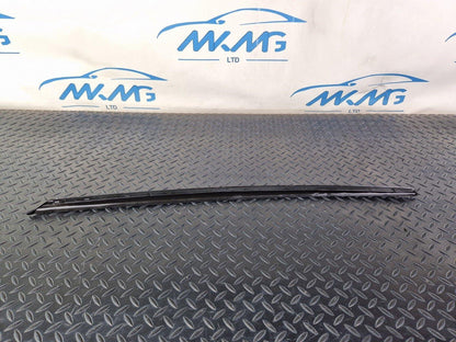 16-19 AUDI A4 B9  FRONT LEFT WINDSCREEN WEATHERSTRIP MOULDING STRIP 8W0854327C