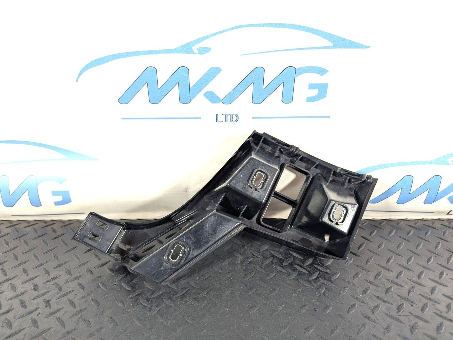 11-19 MERCEDES BENZ ML W166 REAR BUMPER LEFT SIDE BRACKET A1668803303