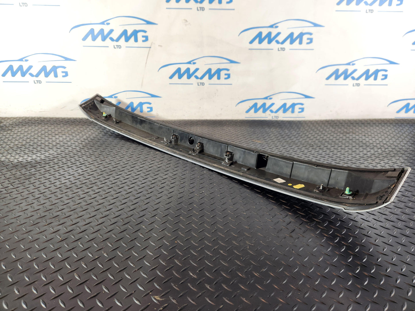 Audi Q7 4L Rear Tailgate Boot Spoiler 4L0827933