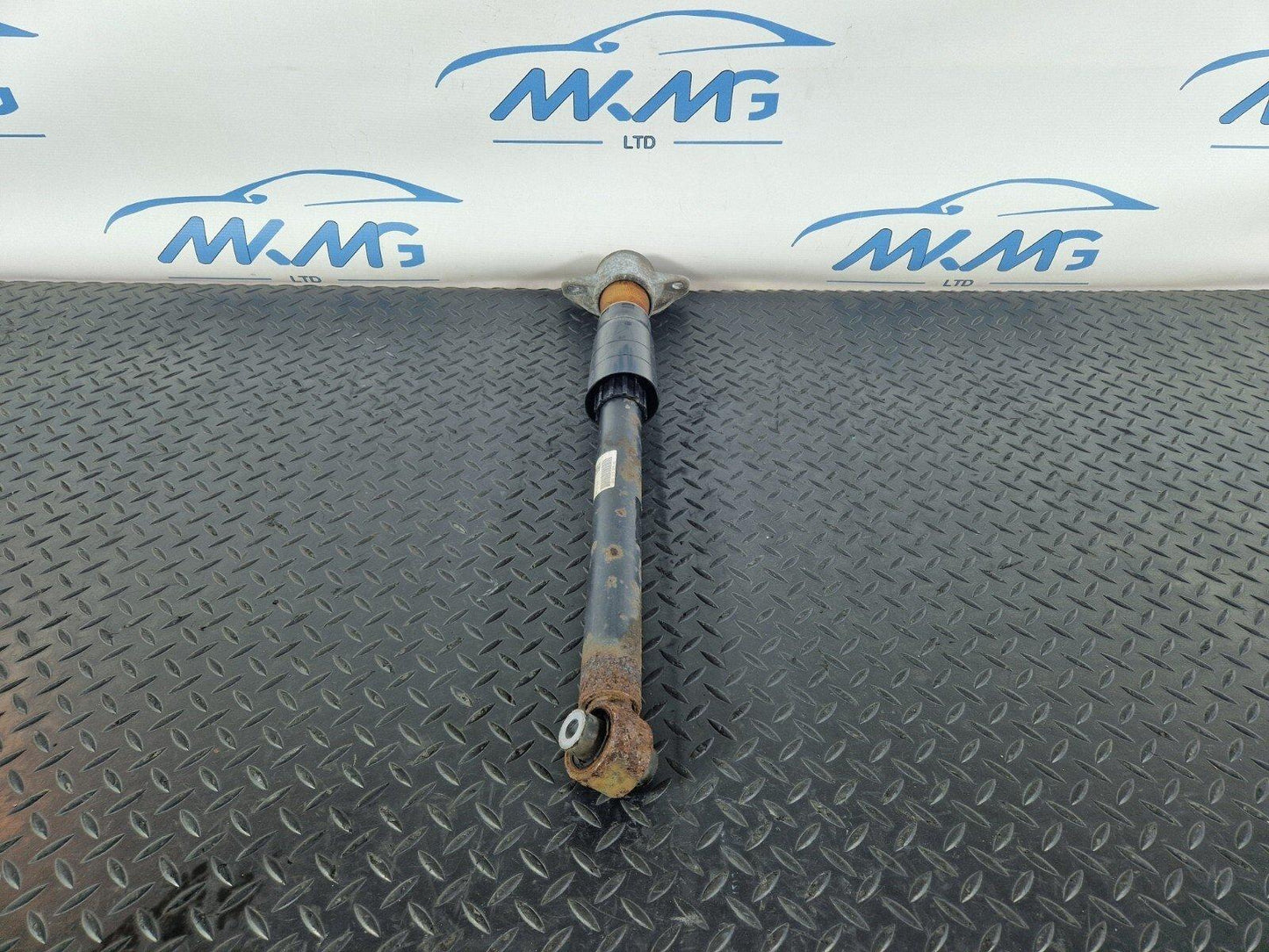 16-19 AUDI A4 B9 REAR SHOCK ABSORBER FITS LEFT & RIGHT 8W0513028AQ 8W0513035AD