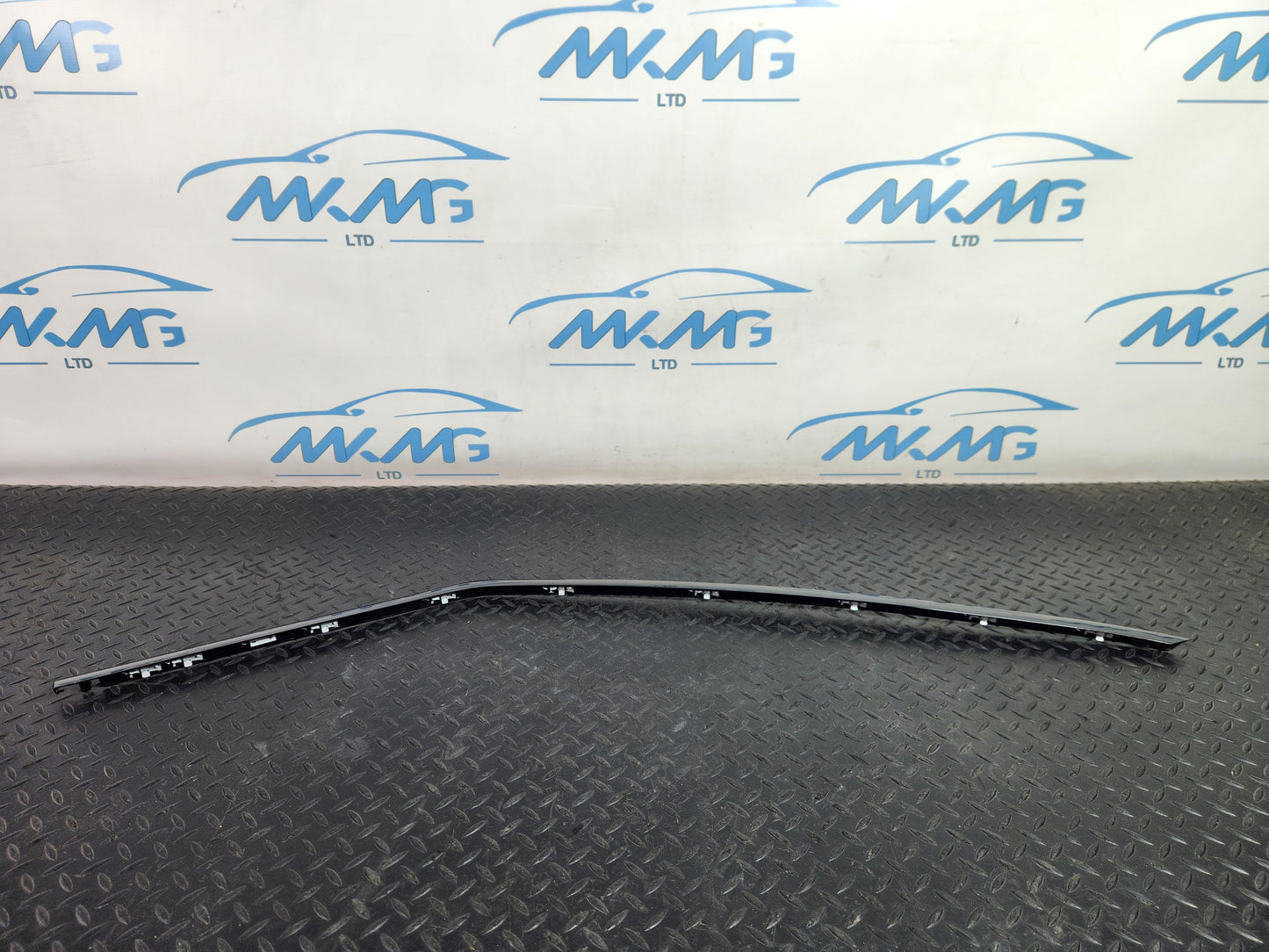 Range Rover Evoque SUV Right Upper Door Moulding Trim Damaged K8D2208A96AB