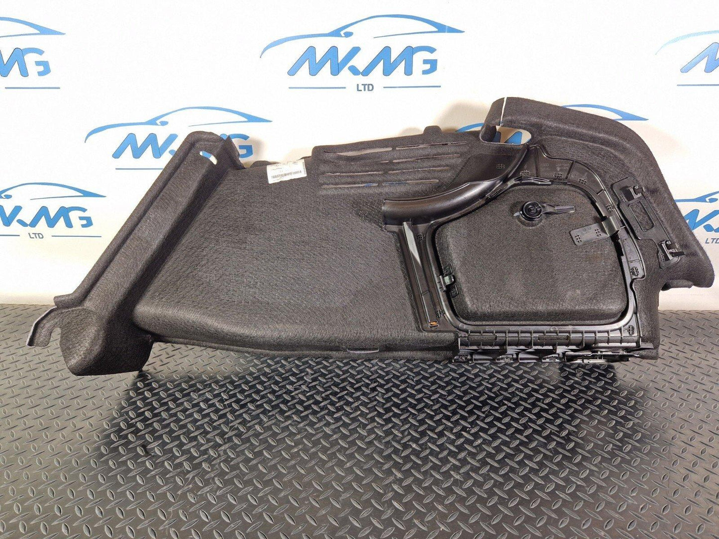 16-19 AUDI A4 B9 GENUINE REAR PASSENGER SIDE BOOT TRIM PANEL 8W5863879