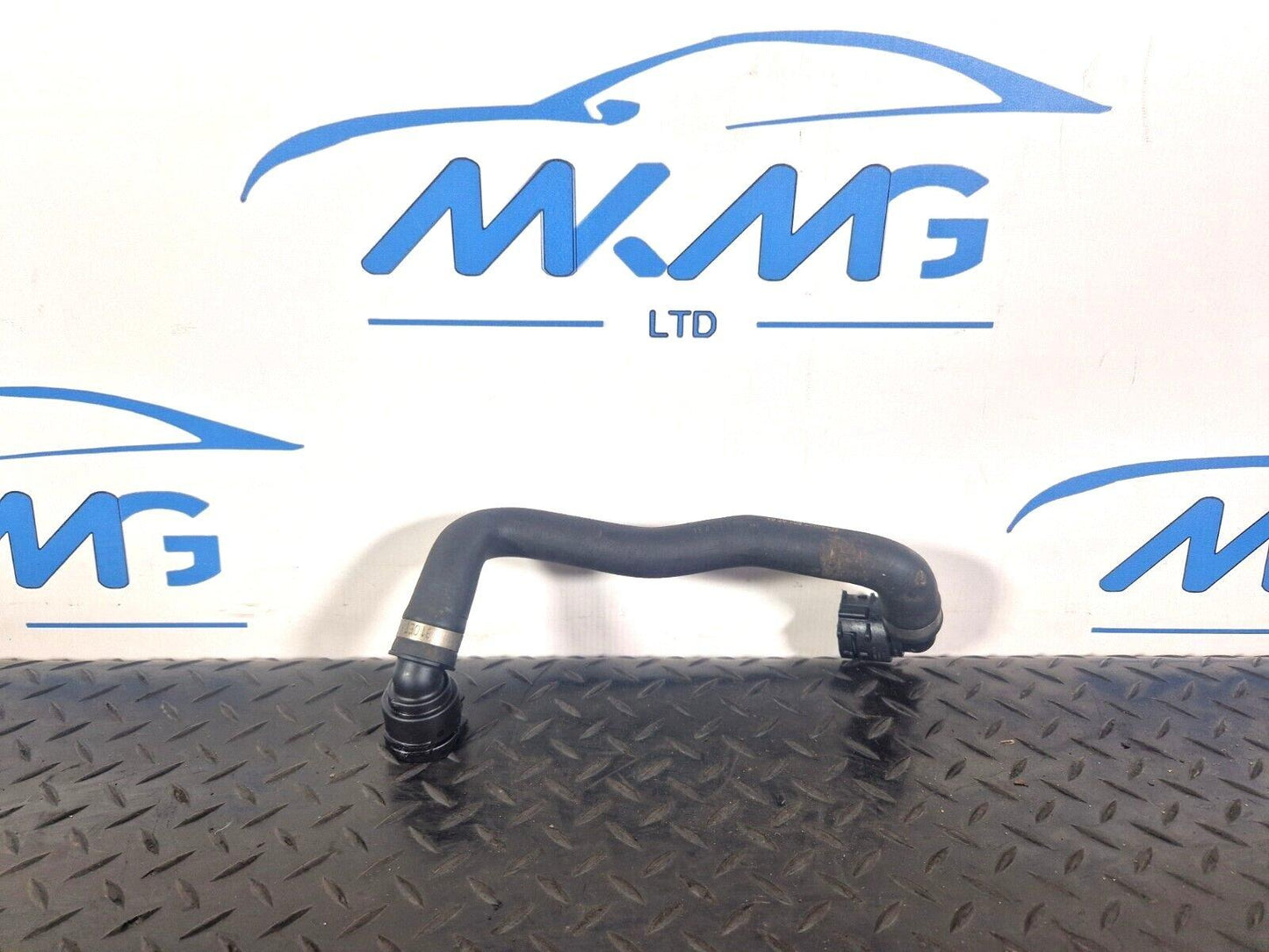 19-ON MERCEDES BENZ A CLASS EQ W177 WATER COOLANT PIPE A2475010764
