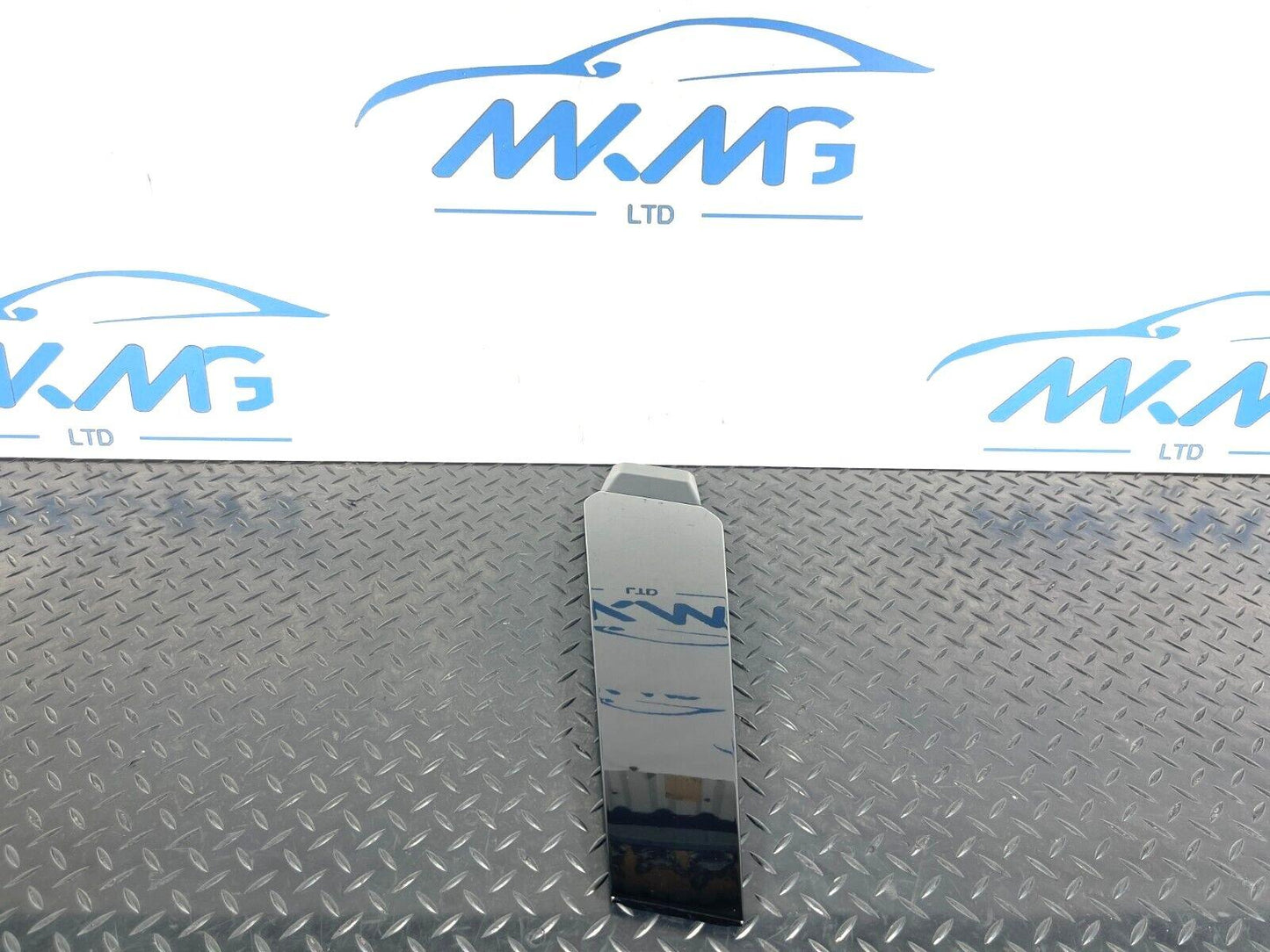 16-23 AUDI A5 F5 SPORTBACK S-LINE RIGHT SIDE EXTERIOR B-PILLAR COVER 8W8853290