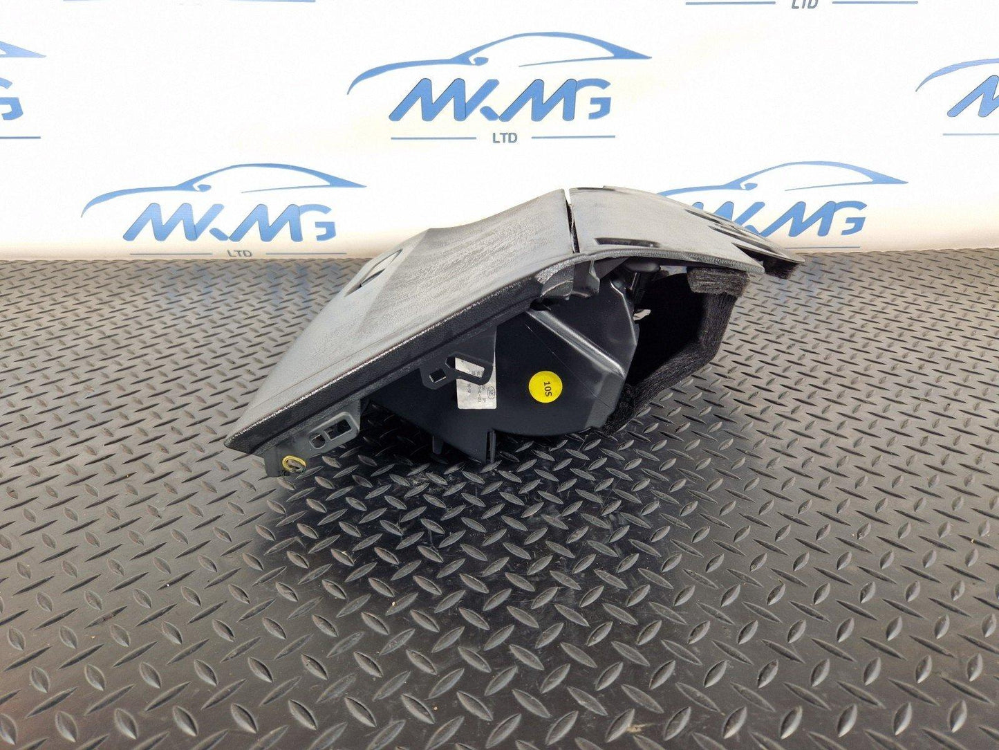 16-19 AUDI A4 B9 S-LINE GENUINE DASHBOARD GLOVE BOX 8W2857035 8W0971679E