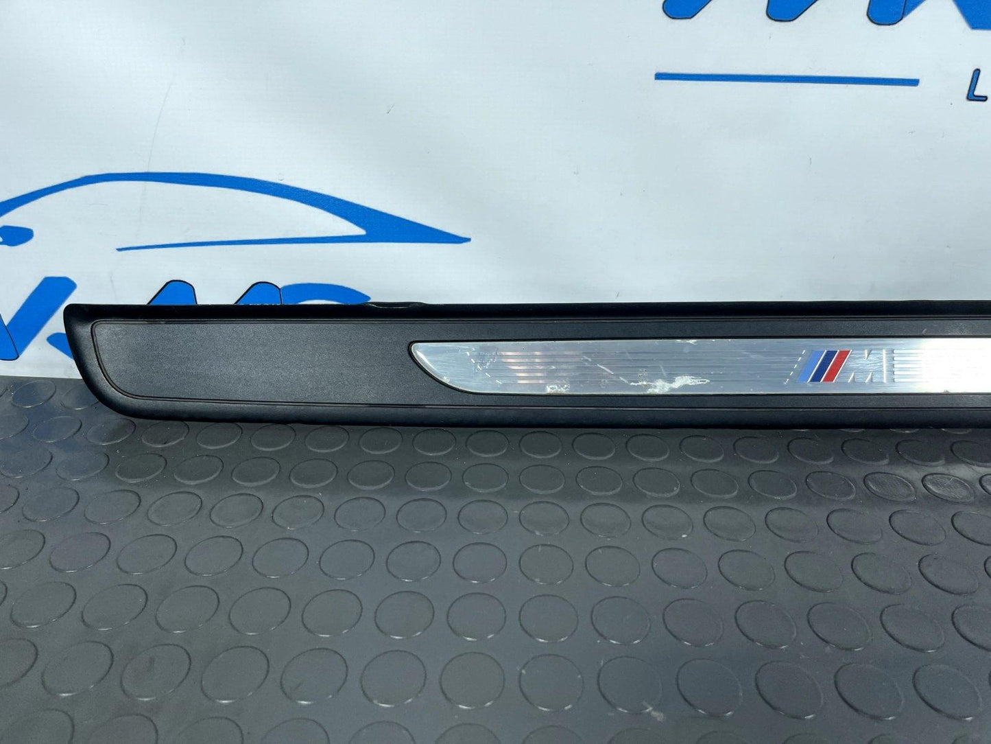 2010 BMW 3-SERIES E92/93 LCI M-SPORT LEFT SIDE DOOR KICK PLATE TRIM 7900807