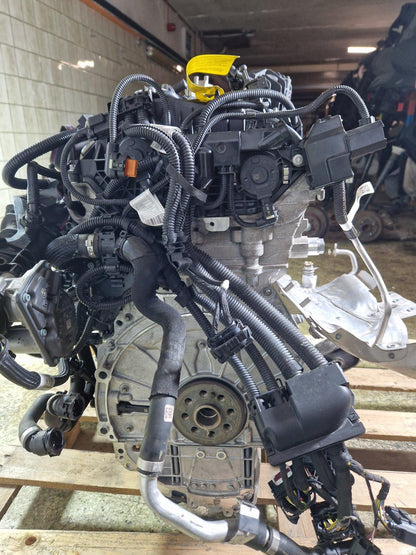 BMW 118i F40 Hatchback Engine