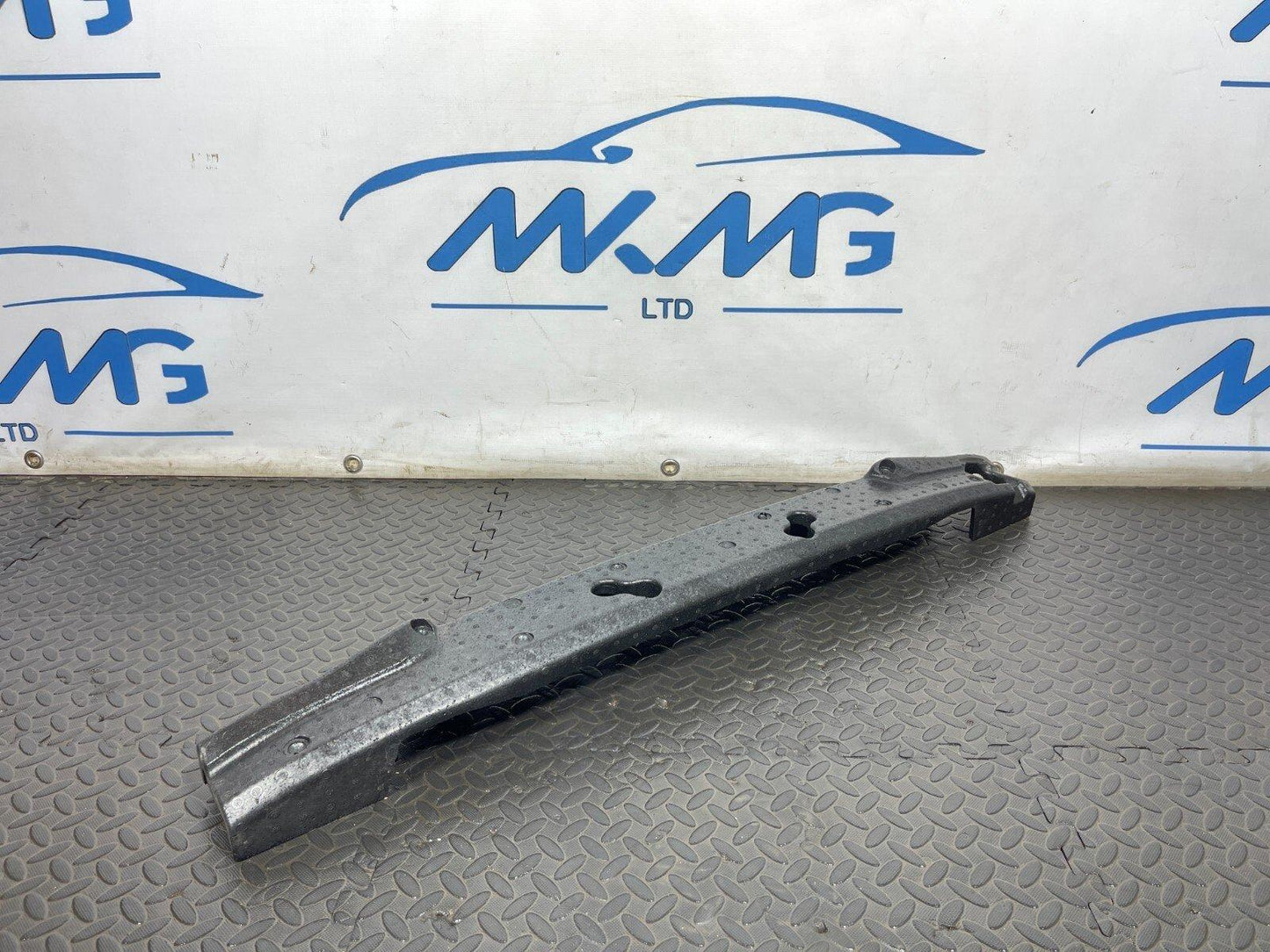 VW GOLF MK7 7.5 Rear Bumper Crash Absorber Foam 5GE807251B
