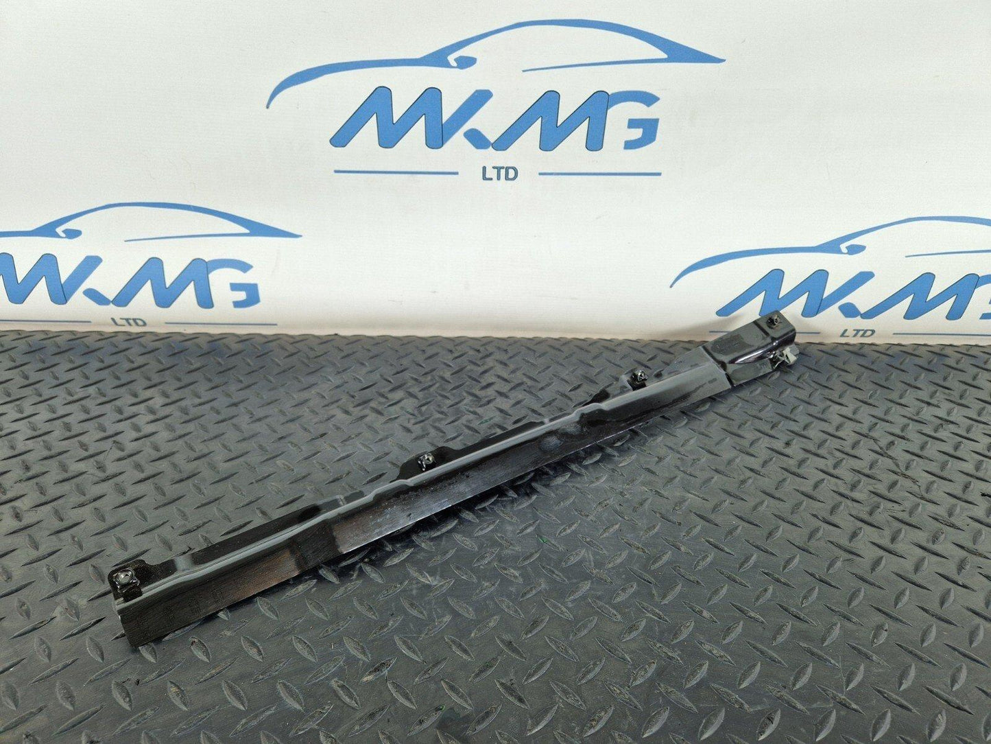 12-17 AUDI S5 CONVERTIBLE FRONT RIGHT DOOR COVER TRIM 8F0809890B