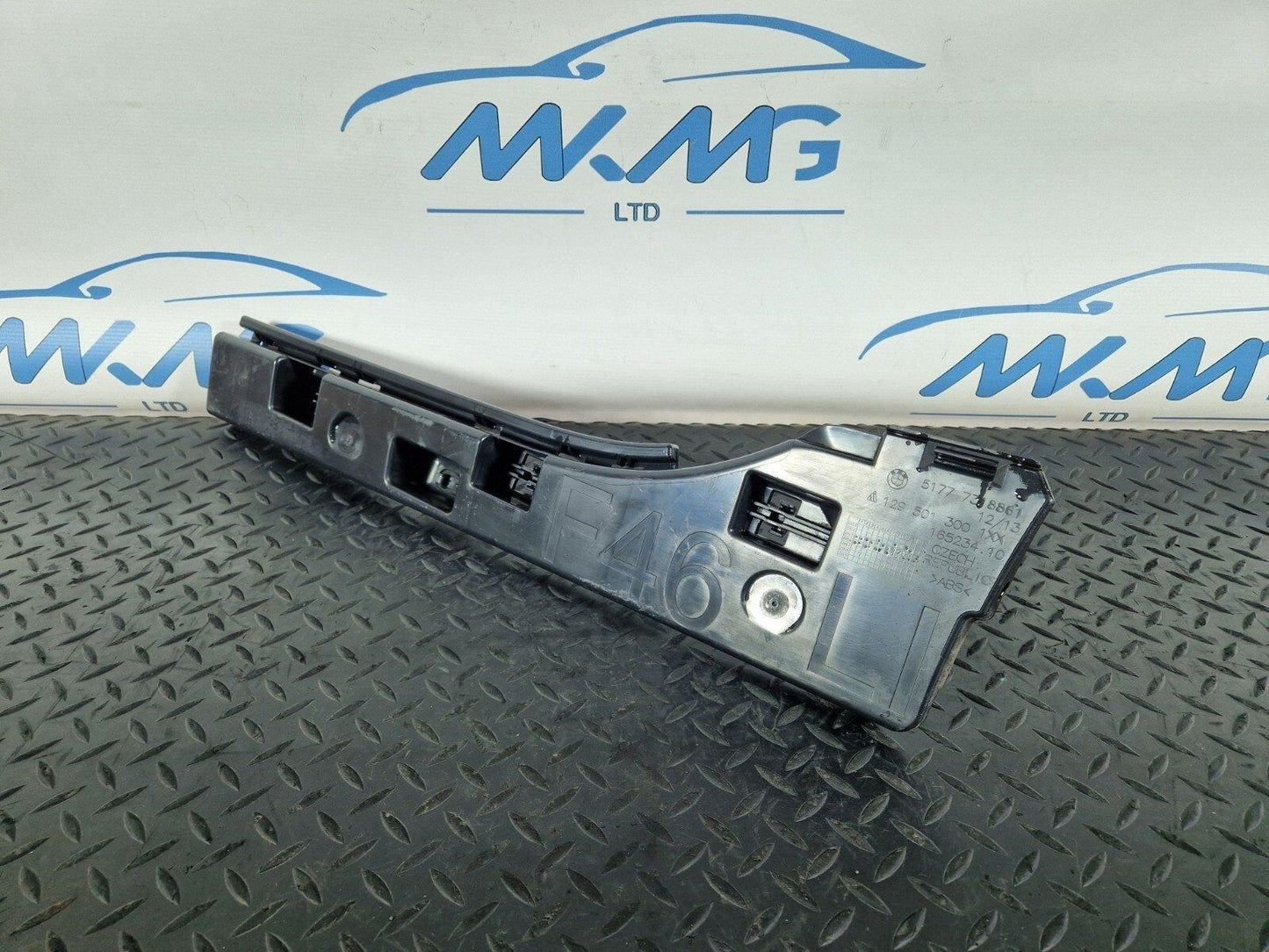 14-21 BMW 2 SERIES 218d GRAN TOURER F46 REAR LEFT SIDE SKIRT BRACKET 7318861