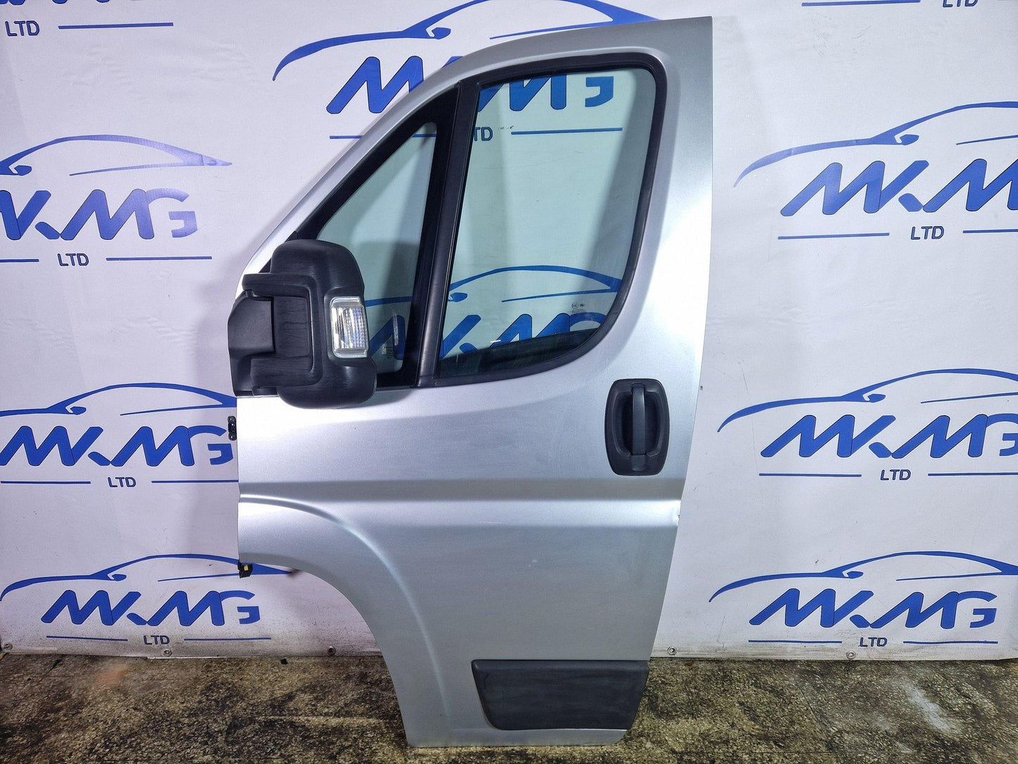 Peugeot Boxer MK3 Cargo Van Front Left Passenger N/S Complete Door in Silver