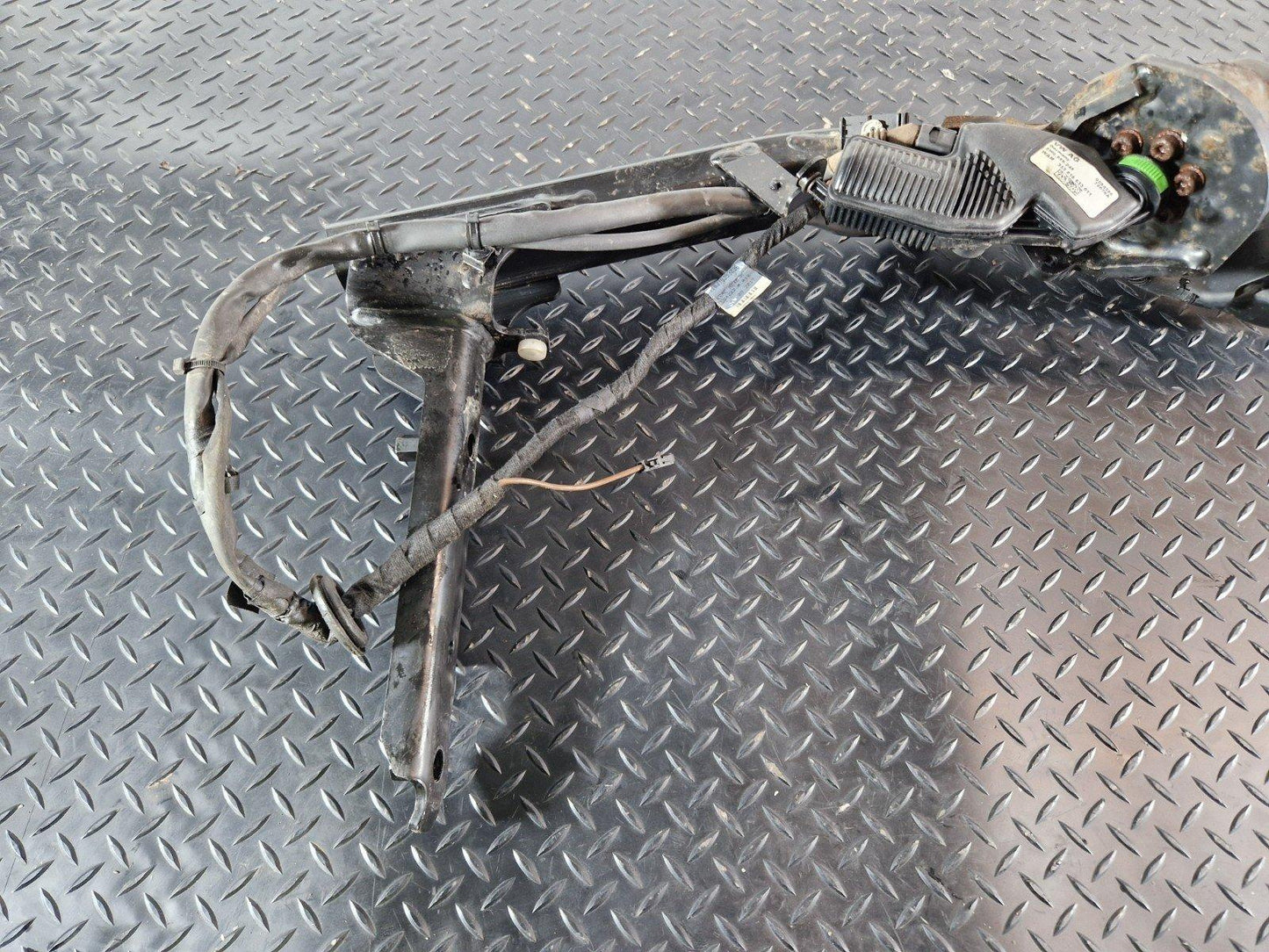 16-19 AUDI A4 B9 WESTFALIA ELECTRIC TOW BAR 8W0959245 8W0800491M