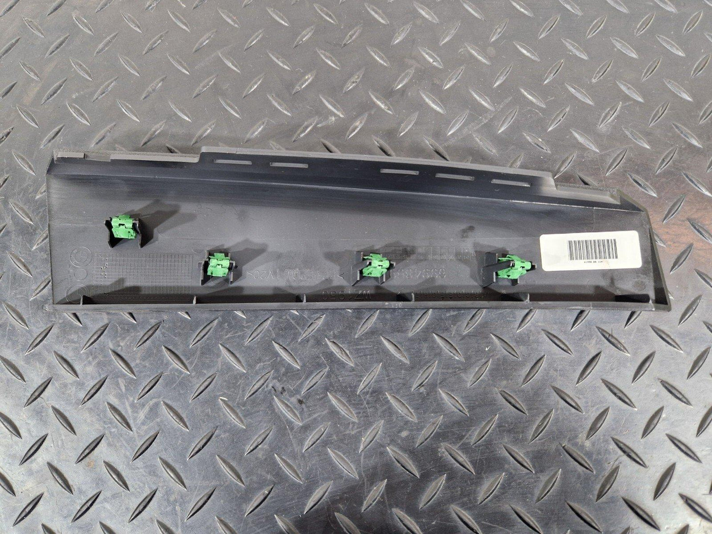 BMW 1 2 SERIES F40 F44 GLOVE BOX LOWER TRIM COVER 6994859