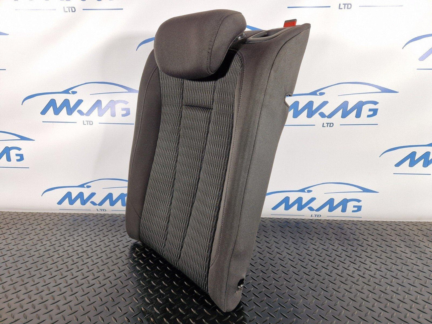 16-19 AUDI A4 B9 SALOON GENUINE REAR N/S CLOTH SEAT BACKREST WITH HEADREST