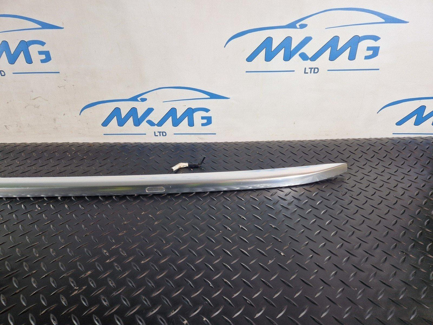 16-20 AUDI Q7 4M GENUINE PASSENGER LEFT N/S ROOF RAIL 4M0860021C
