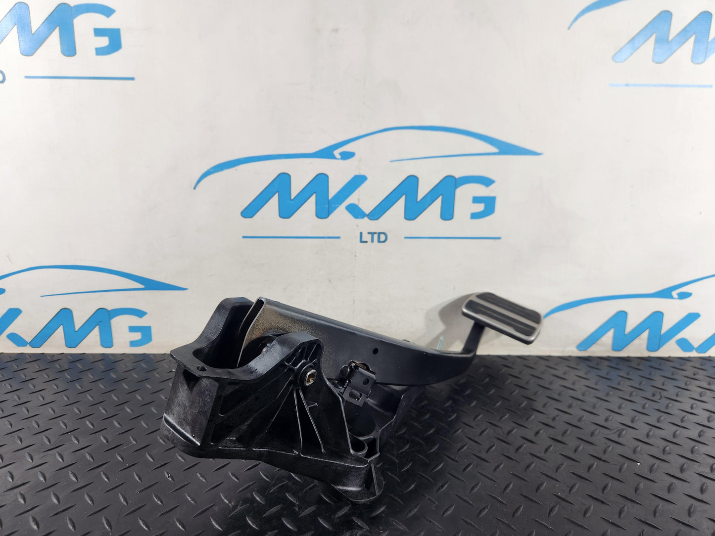 RANGE ROVER EVOQUE L551 BRAKE PEDAL M8DM2D094DC