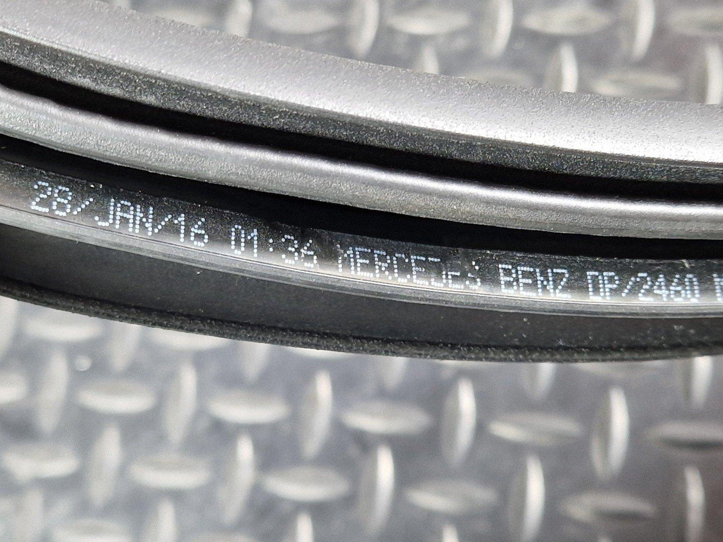 11-19 MERCEDES ML W166 OEM REAR LEFT OR RIGHT SIDE DOOR RUBBER SEAL A1666970151