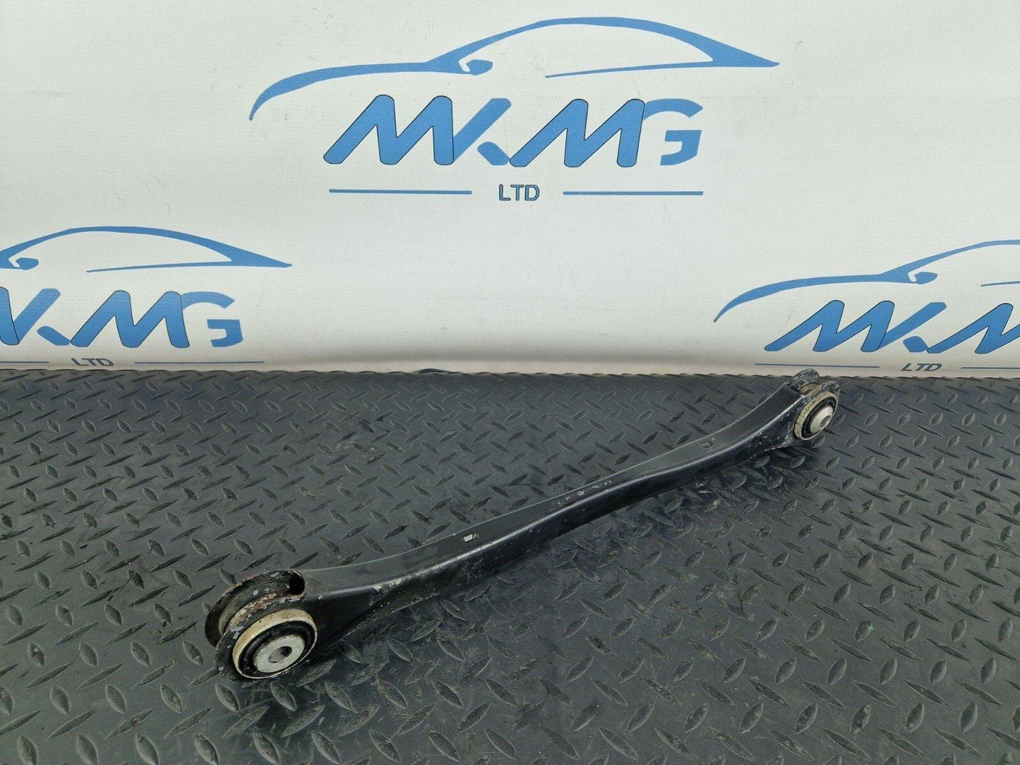 16-19 AUDI A4 B9 GENUINE REAR LEFT N/S TRAILING CONTROL ARM 8W0501529D