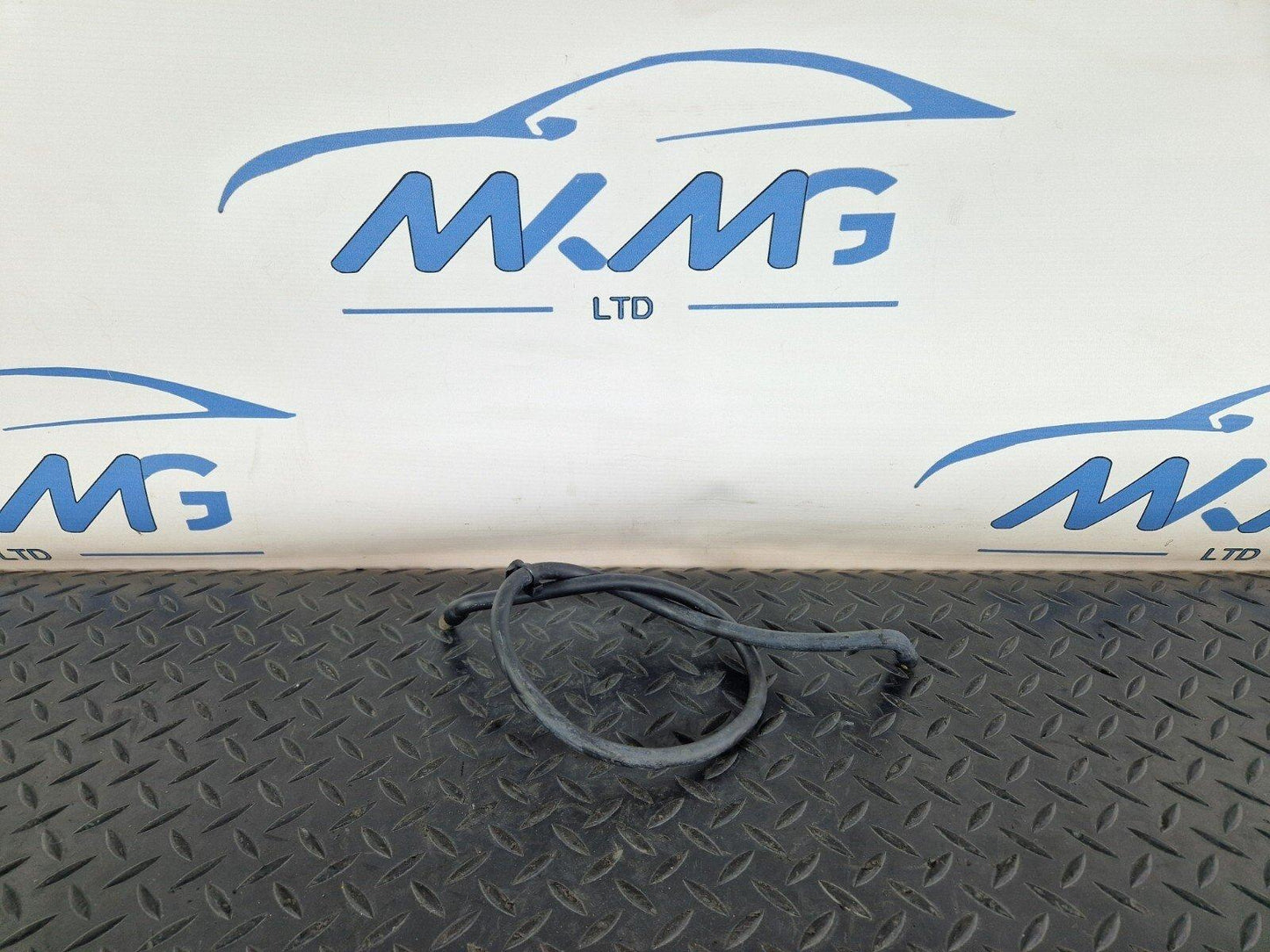 16-19 AUDI A4 AVANT B9 S-LINE RIGHT SIDE HEADLIGHT WASHER HOSE 8W0941718A