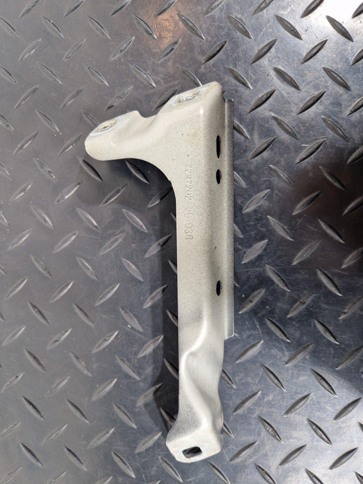 14-21 BMW 2 SERIES ACTIVE TOURER F45 FRONT RIGHT FENDER SUPPORT BRACKET 7297202