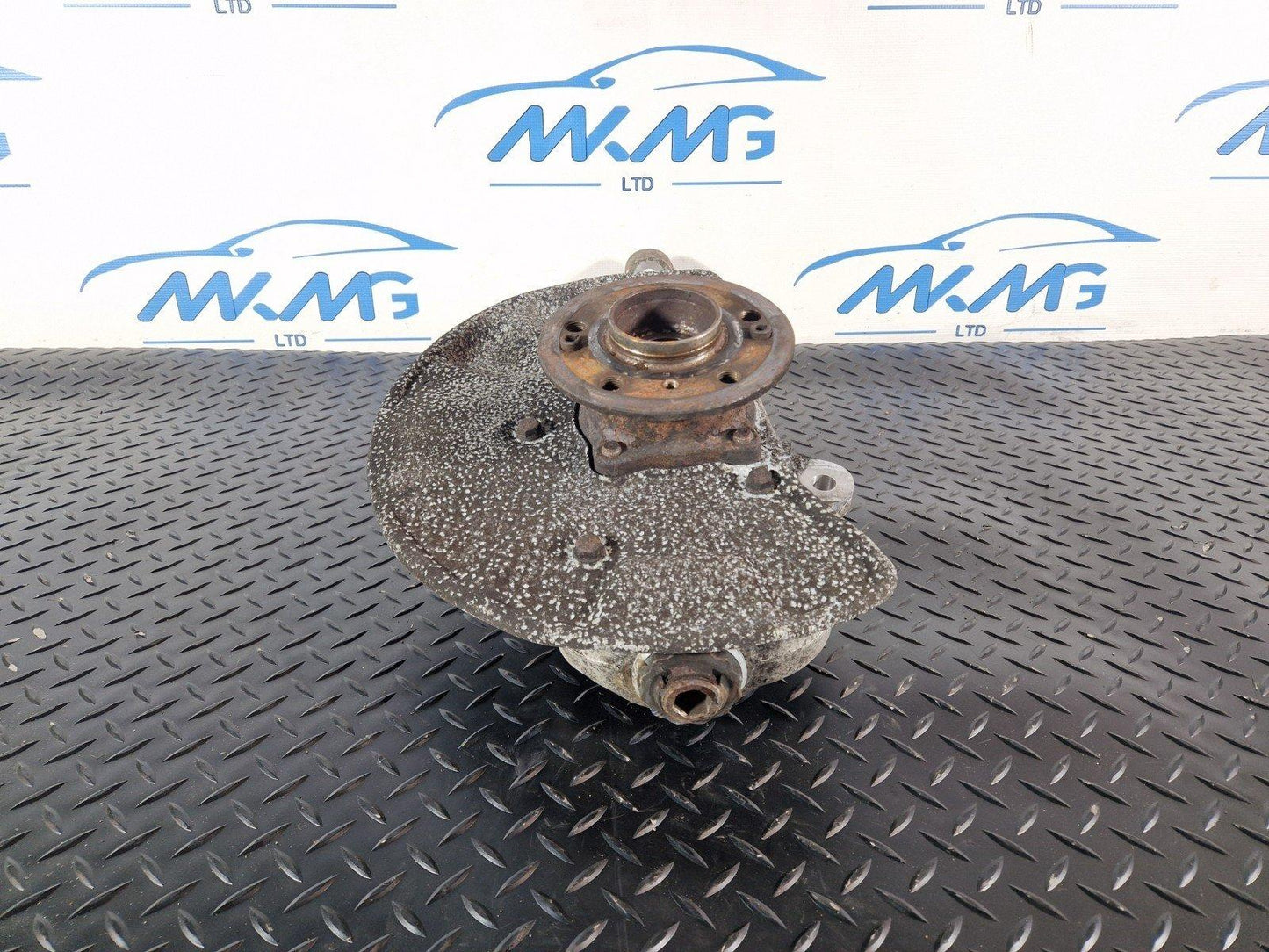 11-19 MERCEDES BENZ ML W166 FRONT LEFT N/S WHEEL HUB & BEARING A1663300920