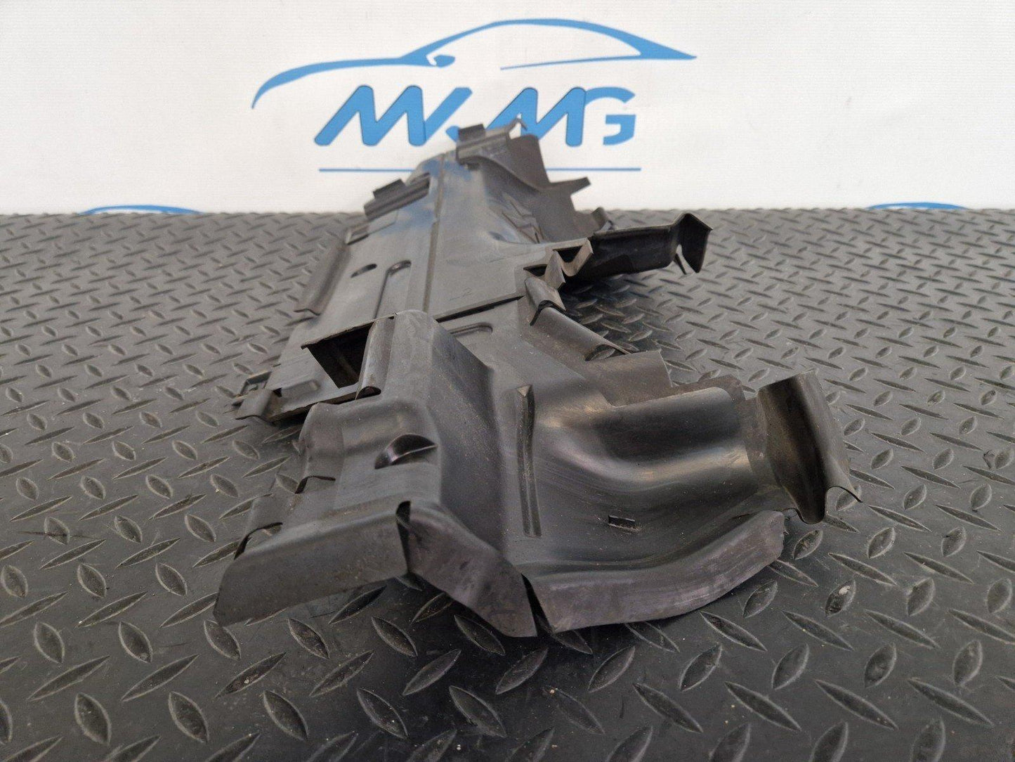 16-20 AUDI Q7 4M GENUINE AIR GUIDE RADIATOR 4M0121283CK