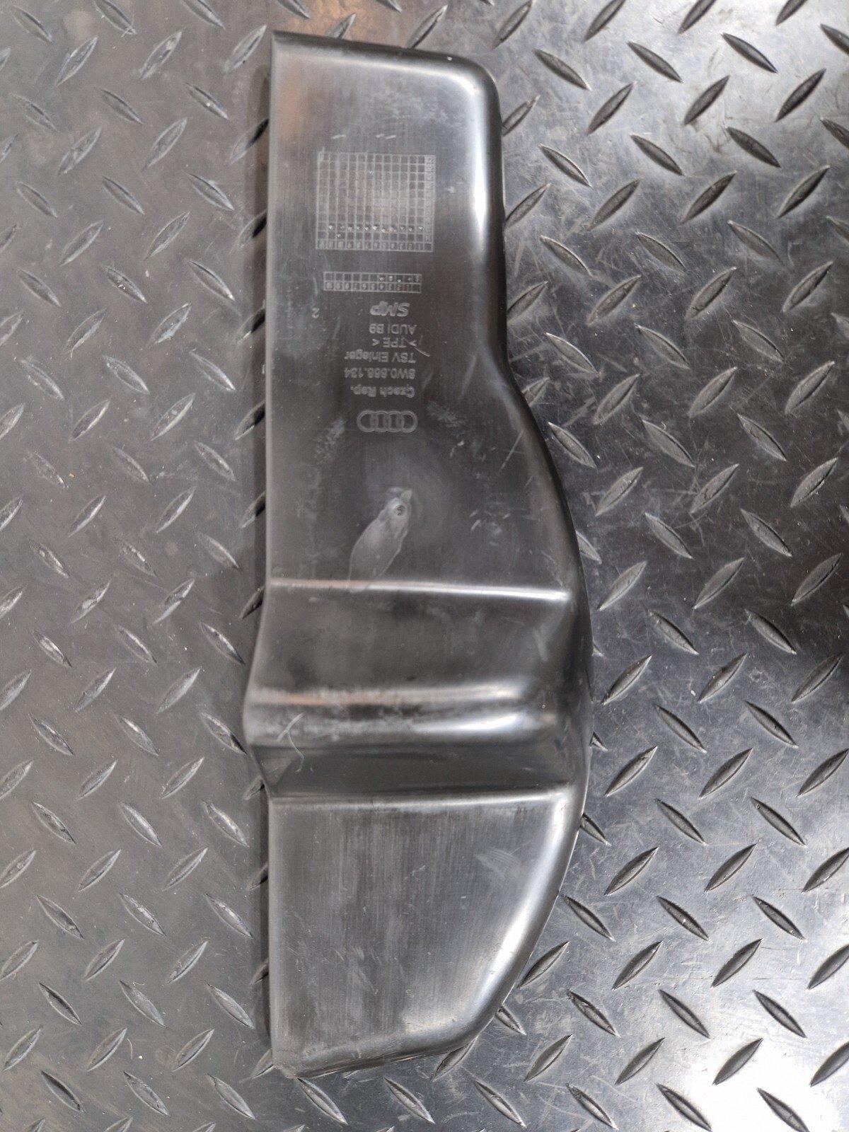 16-19 AUDI A4 B9 S-LINE RIGHT FRONT DOOR PANEL STORAGE RUBBER INSERT 8W0868134