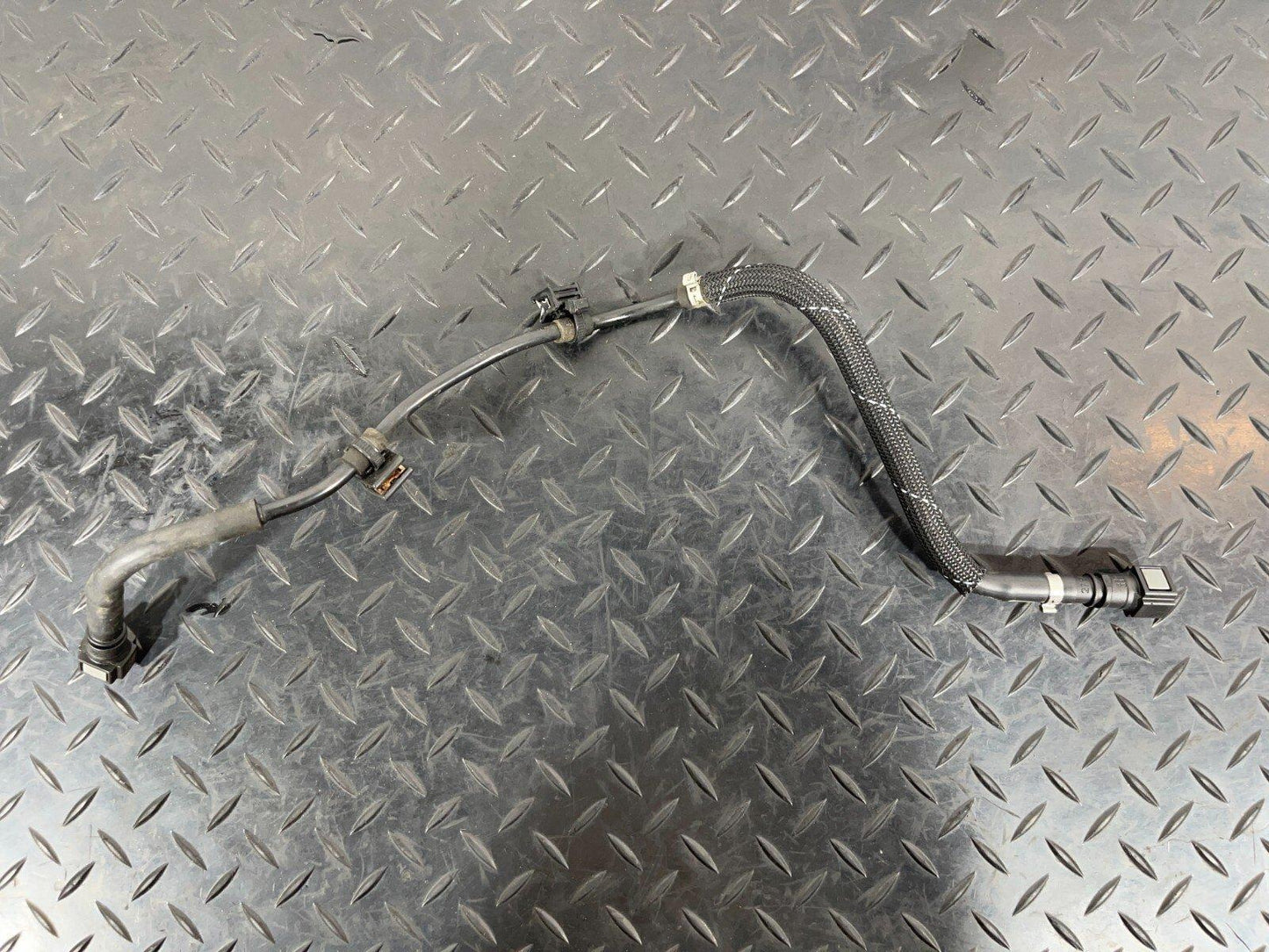 18-ON MERCEDES BENZ A CLASS W177 AMG LINE VACUUM LINE HOSE PIPE  A6540705232