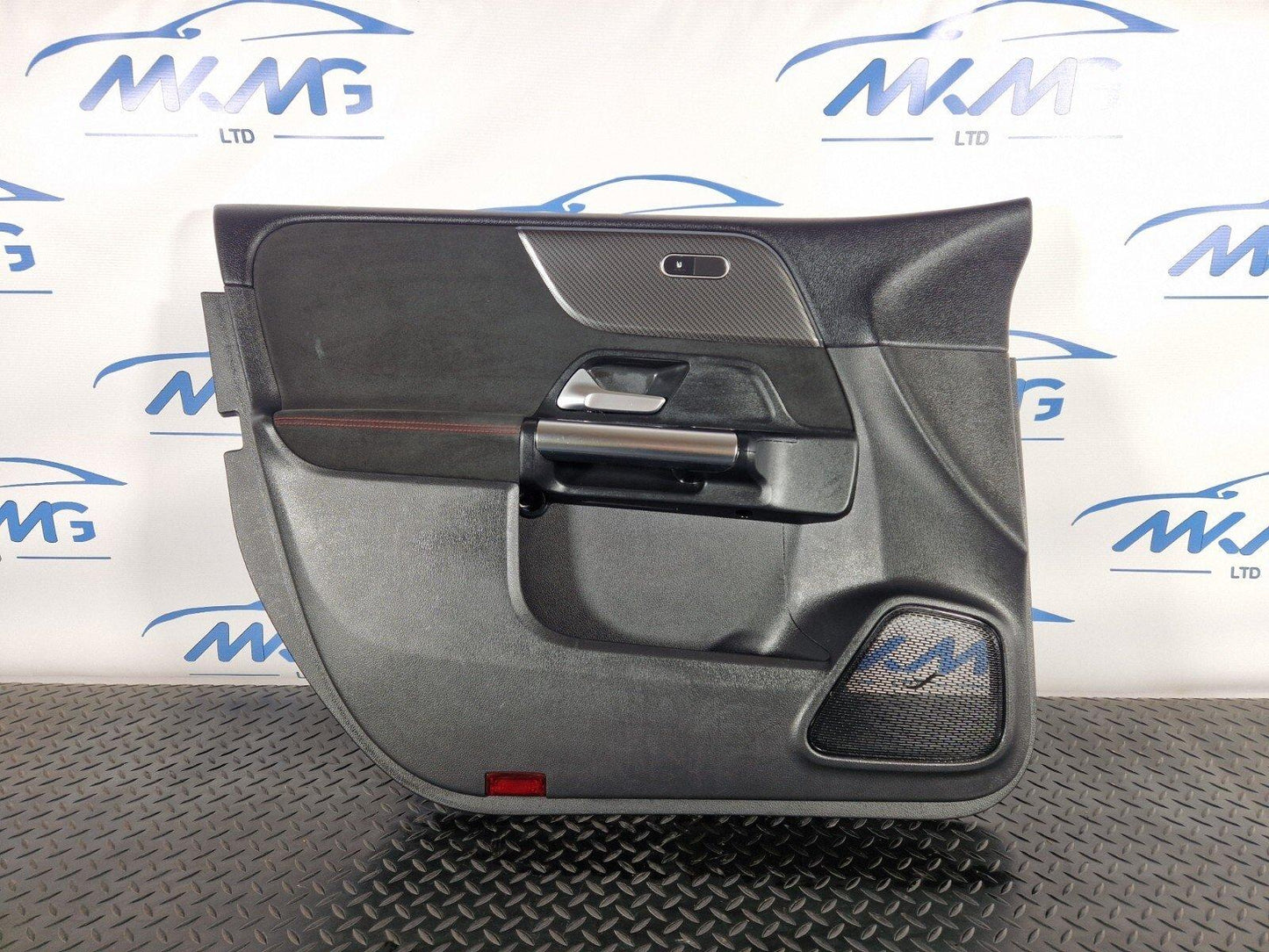 19-ON MERCEDES BENZ B CLASS W247 AMG FRONT LEFT N/S DOOR PANEL CARD A2477204702
