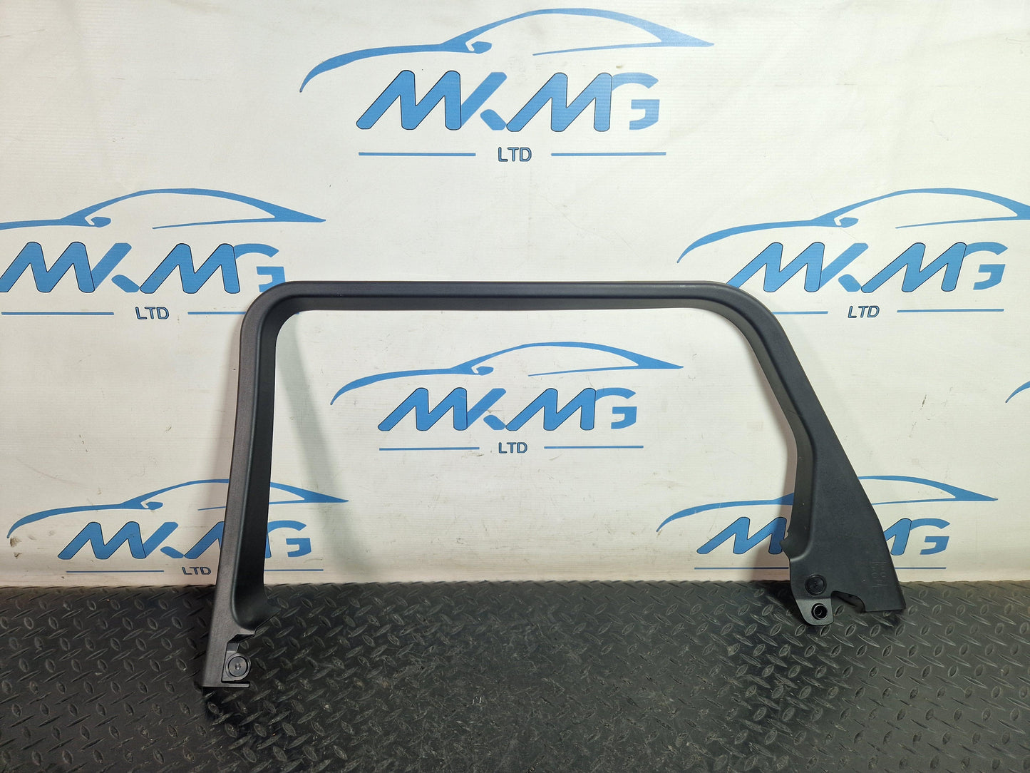 Land Rover Range Rover Evoque L538 genuine rear right window trim BJ3225514A