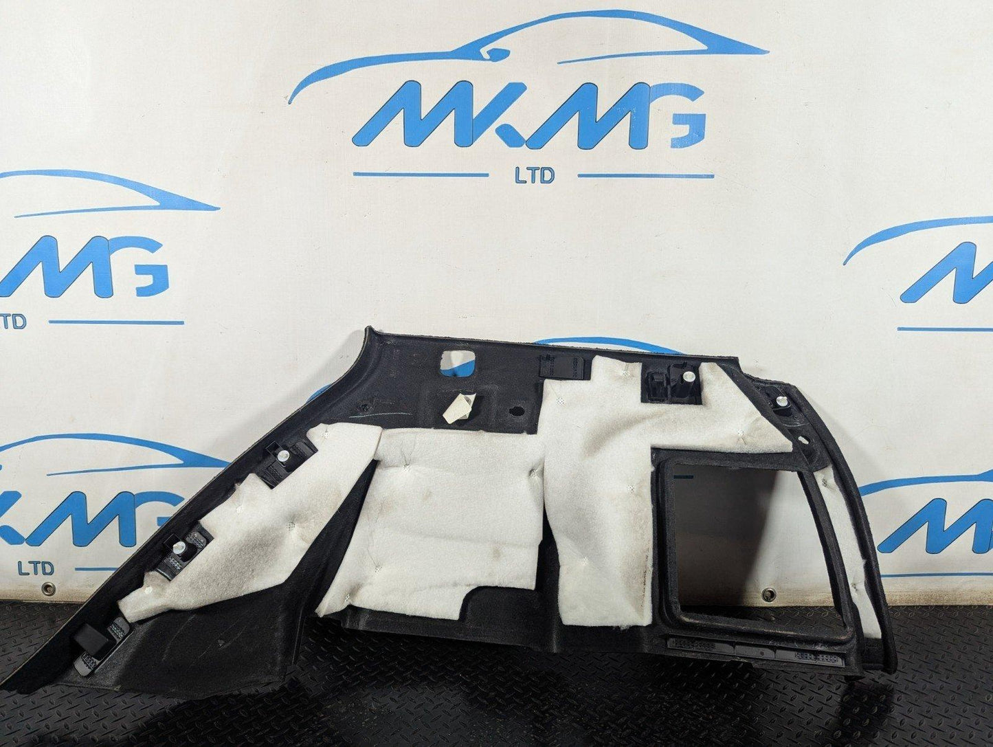 11-19 MERCEDES BENZ ML W166 GENUINE LEFT TRUNK COVER A1666900141