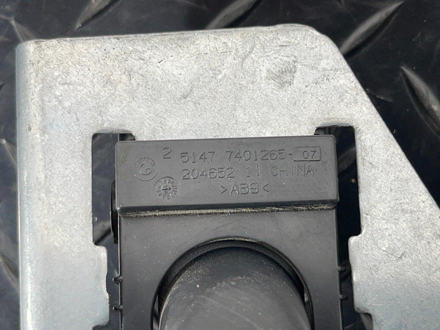 20-ON BMW 2 SERIES GRAN COUPE M-SPORT F44 MOUNT DETENT RIGHT 7475728 7401265