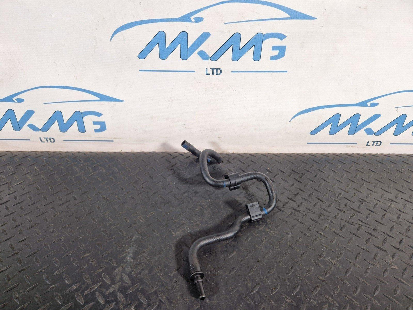 16-20 AUDI Q7 4M FUEL PIPE HOSE LINE 4M0201216A
