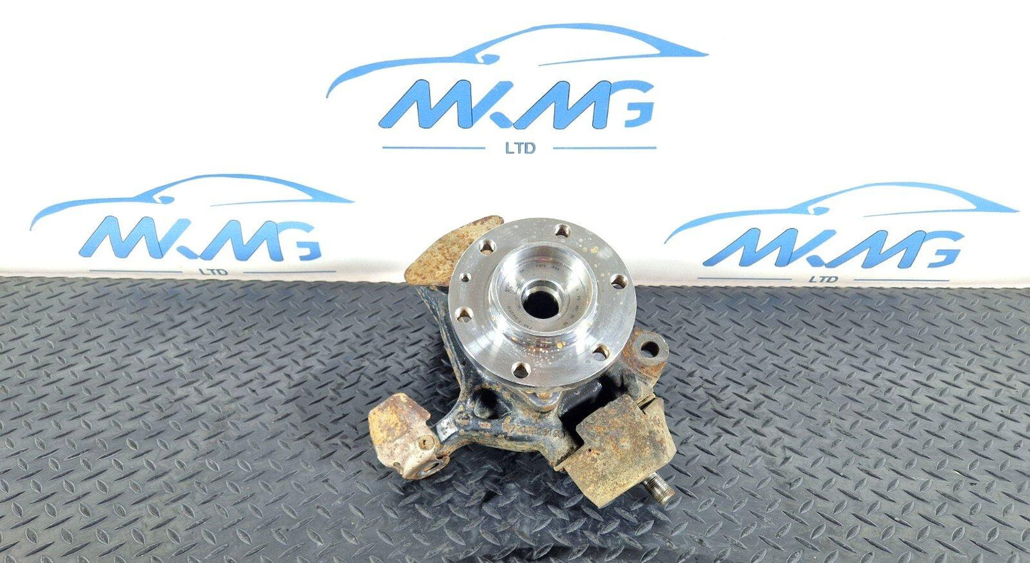 18-ON MERCEDES SPRINTER W910 FRONT RIGHT O/S WHEEL HUB & BEARING A9103320100