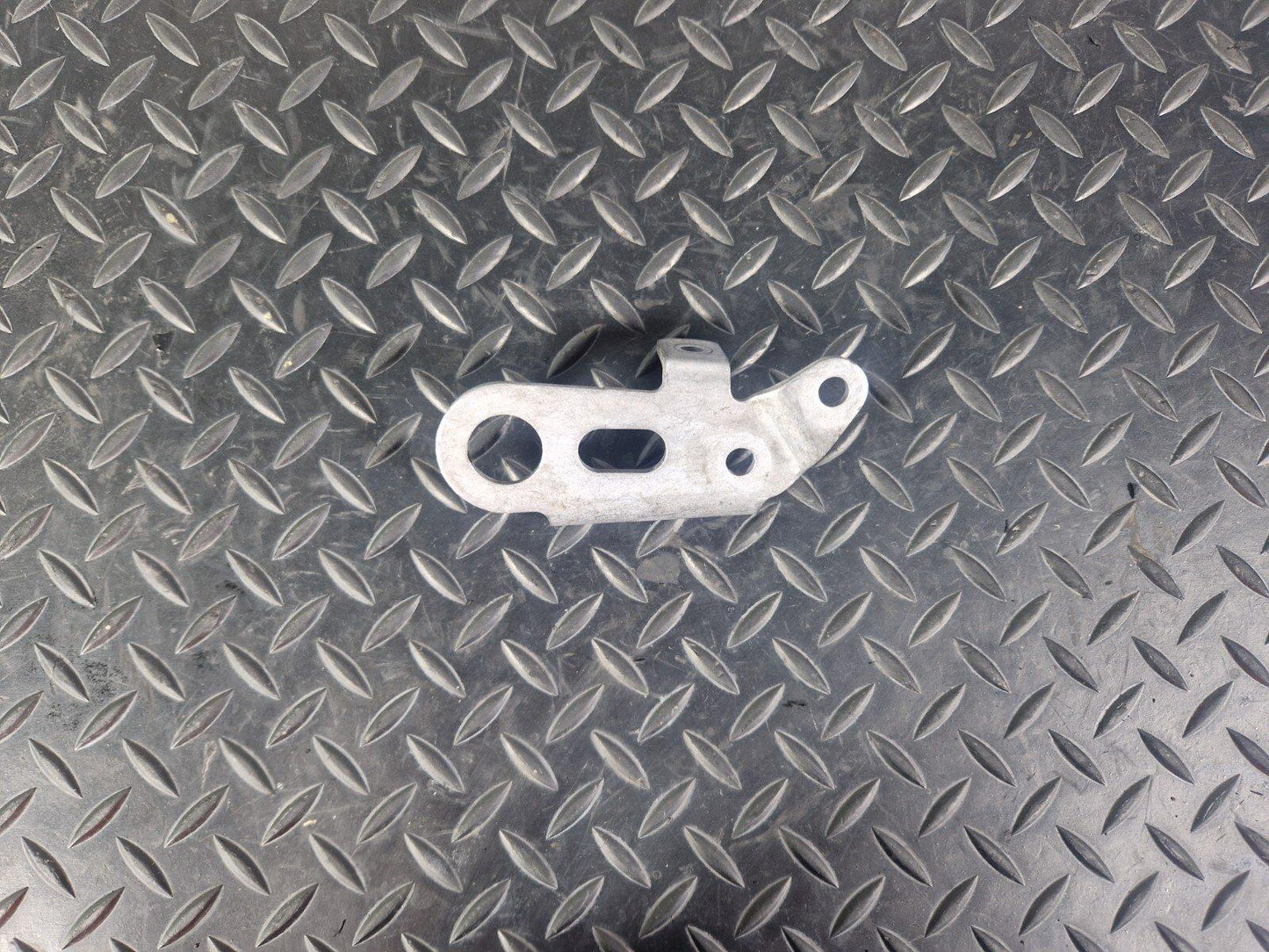 14-21 MERCEDES-BENZ C-CLASS C250D W205 ENGINE SUPPORT BRACKET A6512230841