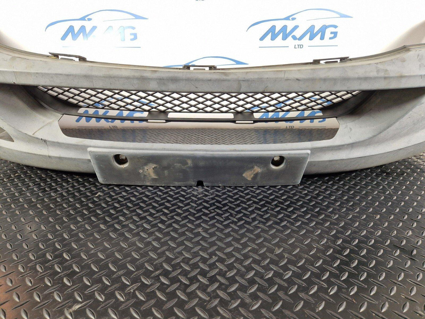 06-17 MERCEDES BENZ SPRINTER W906 FRONT BUMPER A9068800570