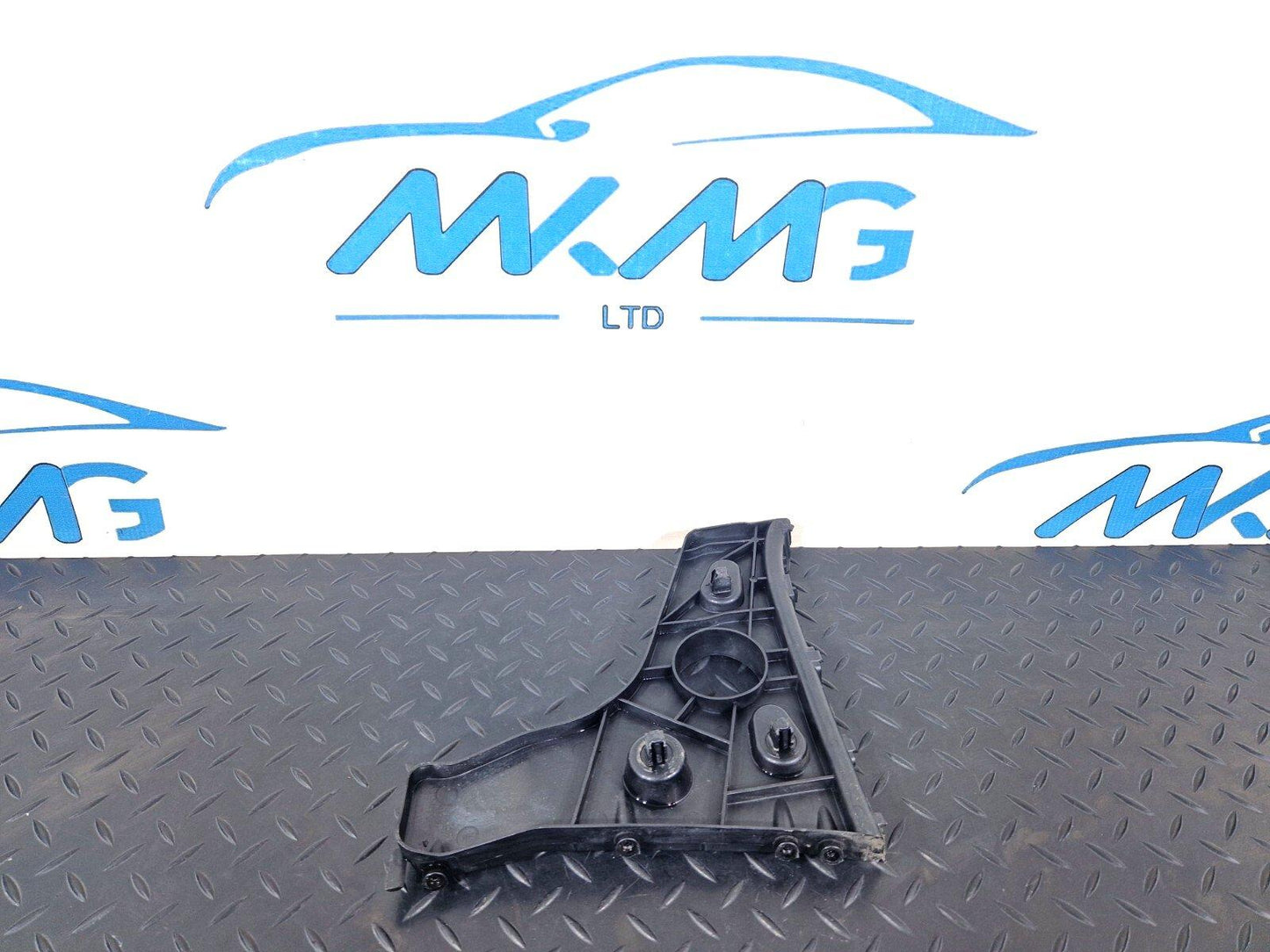 15-18 AUDI A7 4G OEM GENUINE REAR LEFT BUMPER BRACKET 4G8807453B