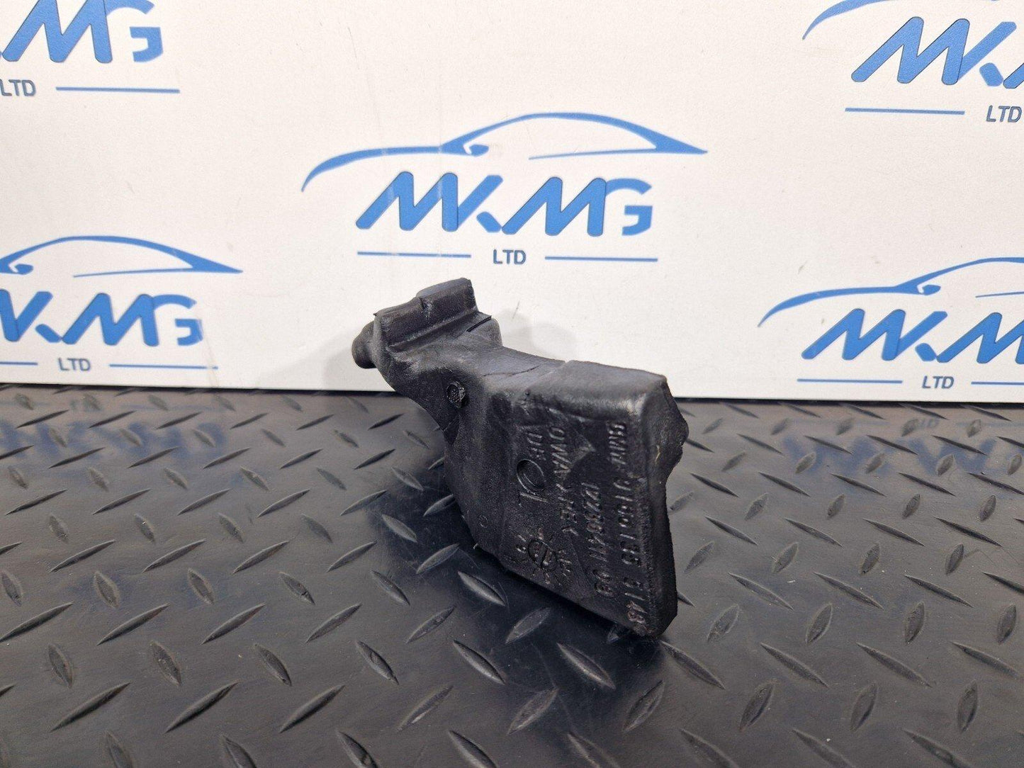 11-18 BMW 6 SERIES F06 FRONT LEFT A PILLAR SEAL 9166135