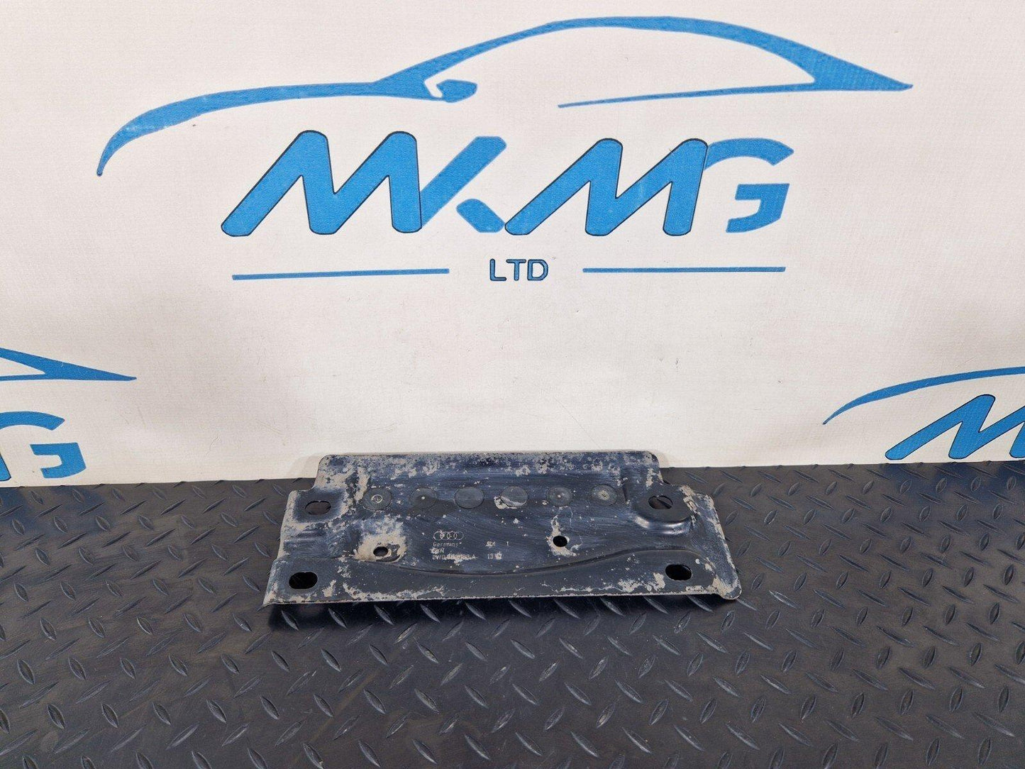 16-19 AUDI A4 B9 OEM MUFFLER MOUNT BRACKET PLATE 8W0803183A