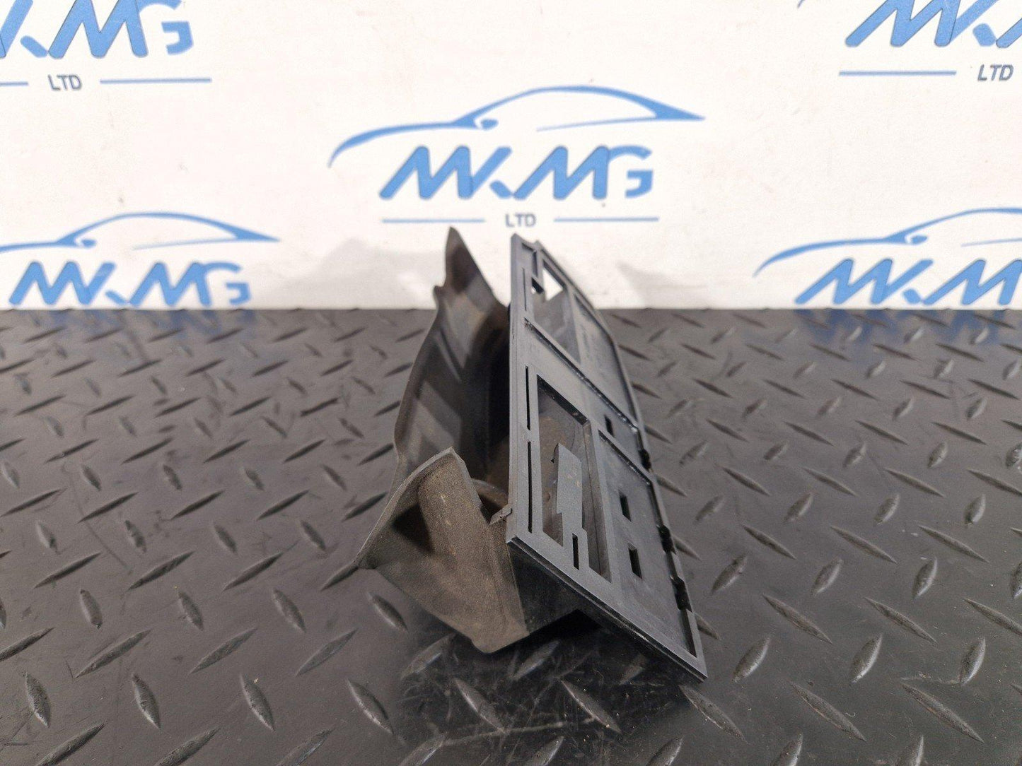 BMW 5 6 7 SERIES RADIATOR MOUNT SUPPORT BRACKET F01 F02 F10 F11 F12 F13 7594742